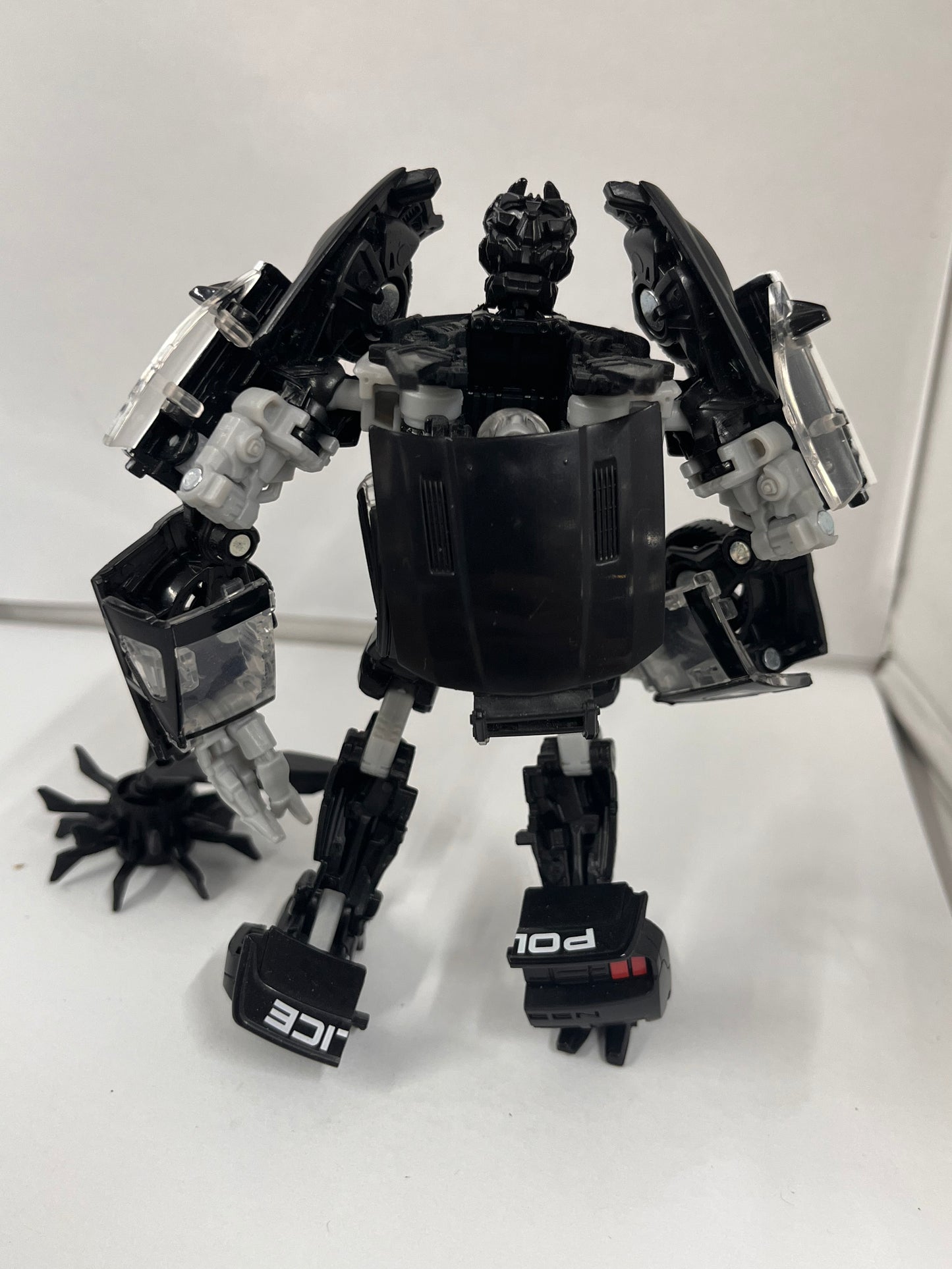Transformers Studio Series 28 Barricade