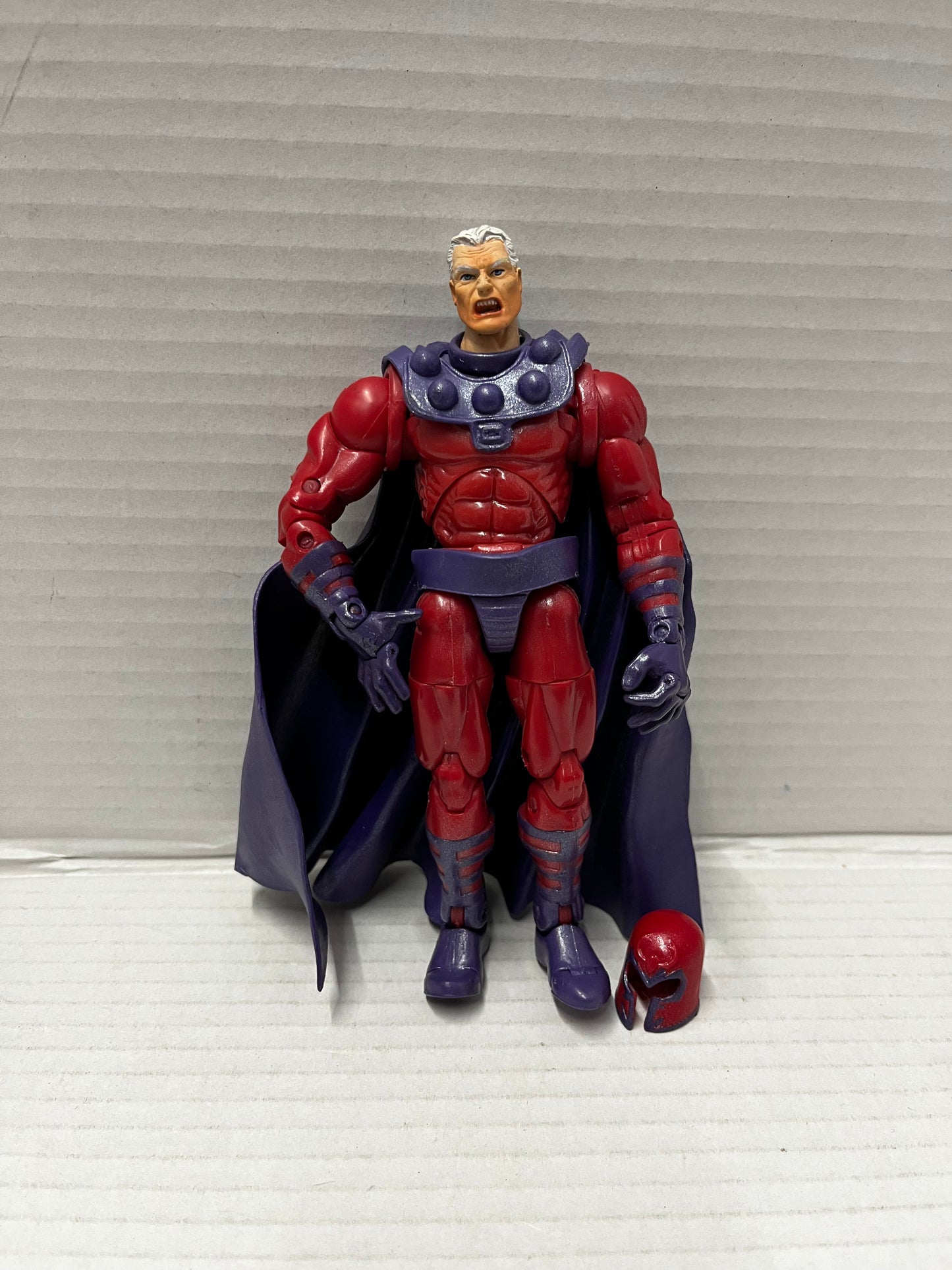 Marvel Legends Series 3 III Magneto X-Men 6"  Action Figure Toy Biz 2003