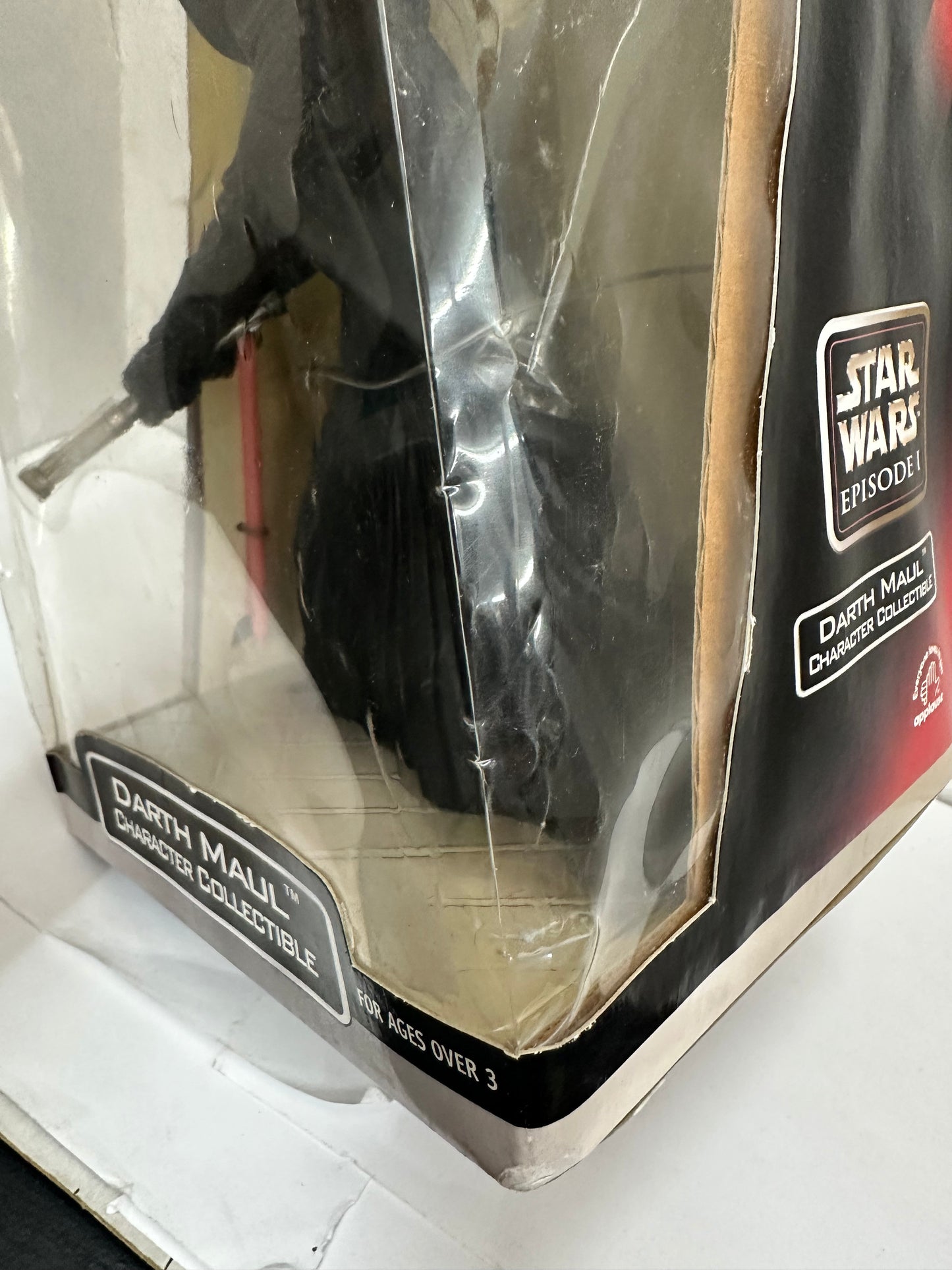 STAR WARS EPISODE 1 - Character Collectible - Darth Maul Statue Box Damage