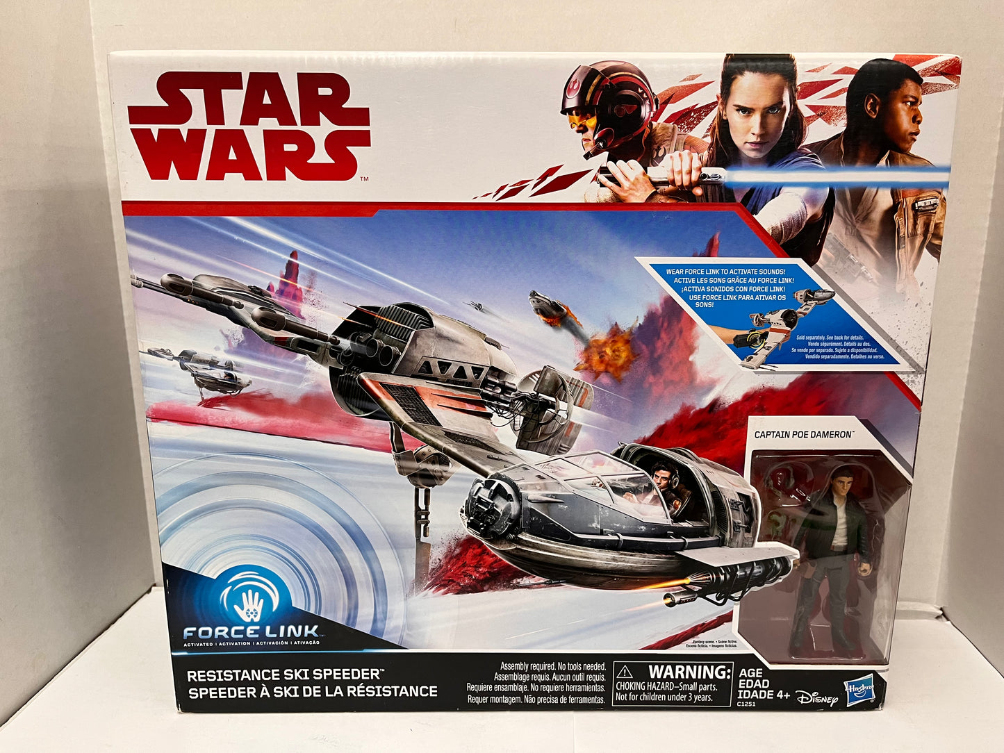 Star Wars Resistance Ski Speeder w/Captain Poe Dameron Action Figure Force Link