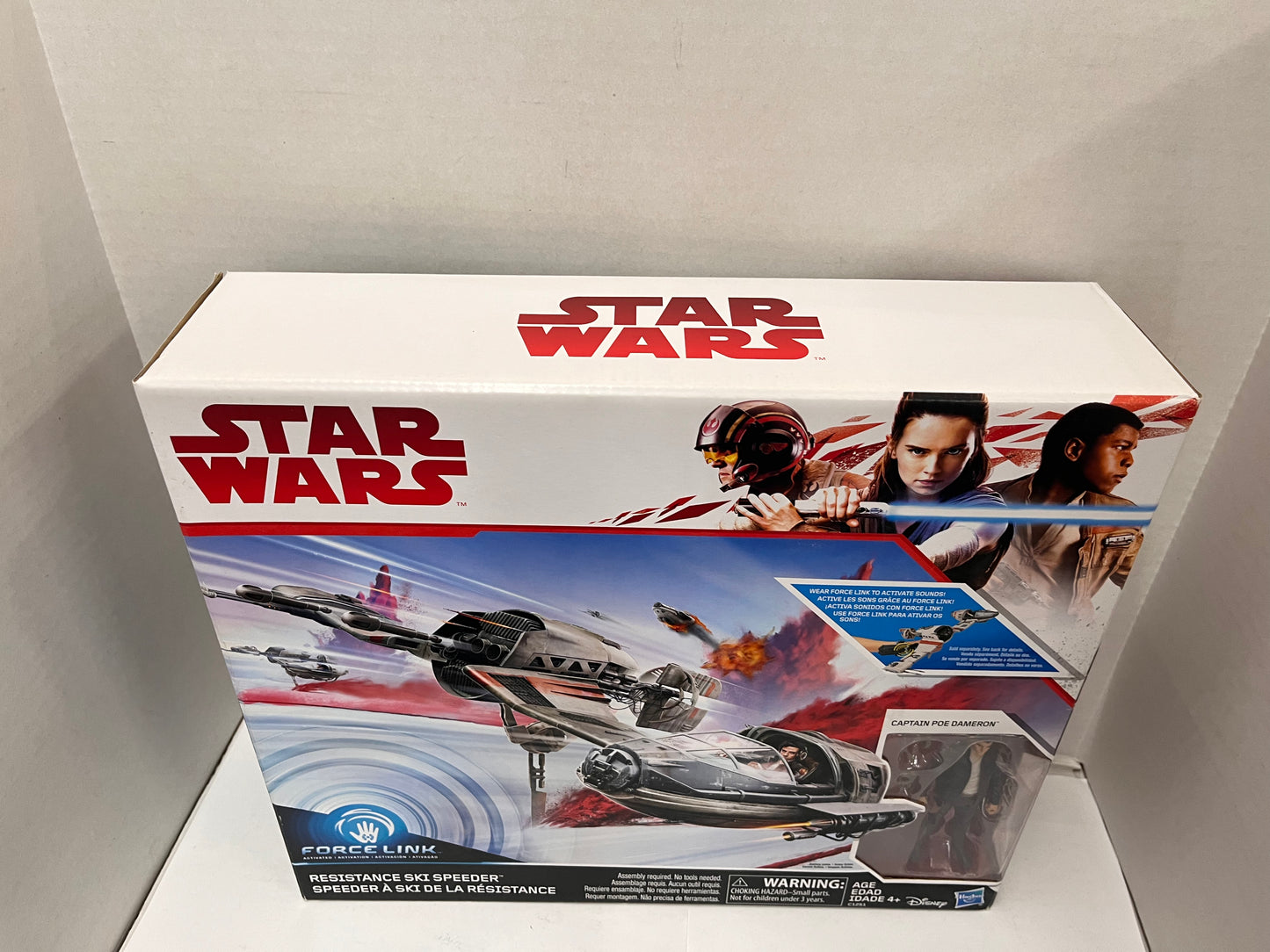 Star Wars Resistance Ski Speeder w/Captain Poe Dameron Action Figure Force Link