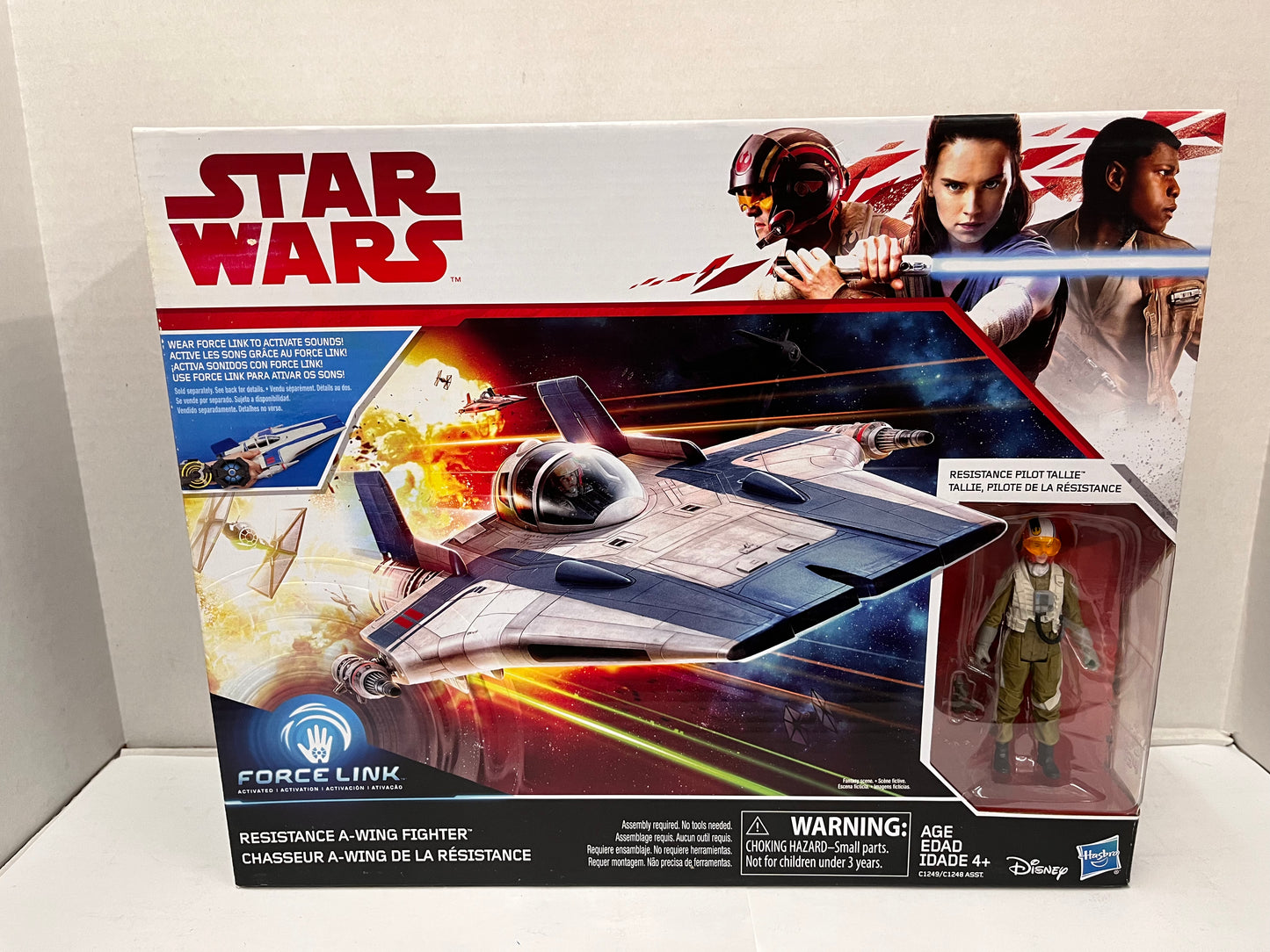 Hasbro Star Wars Resistance A-Wing Fighter Force Link Pilot Tallie