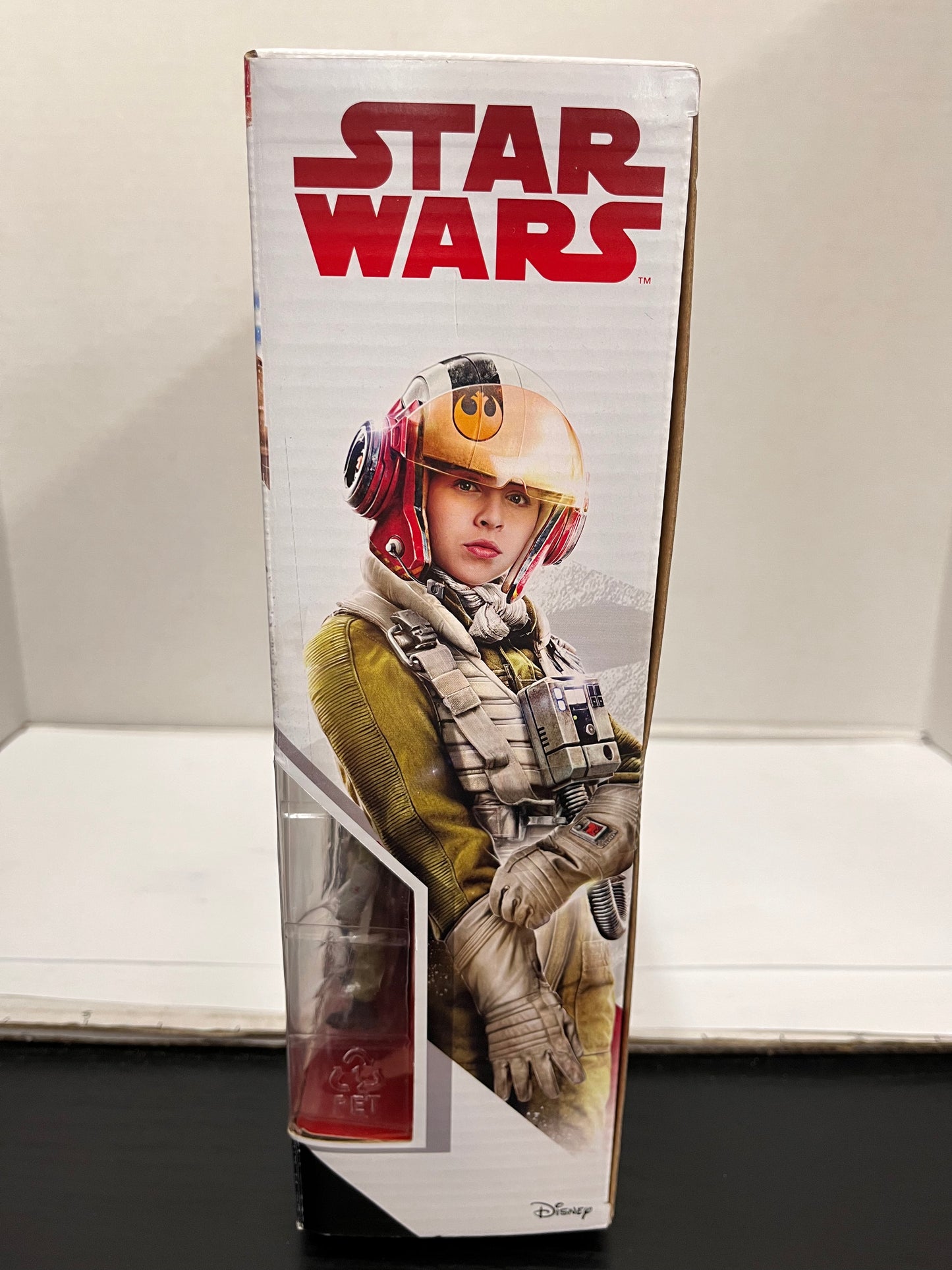 Hasbro Star Wars Resistance A-Wing Fighter Force Link Pilot Tallie