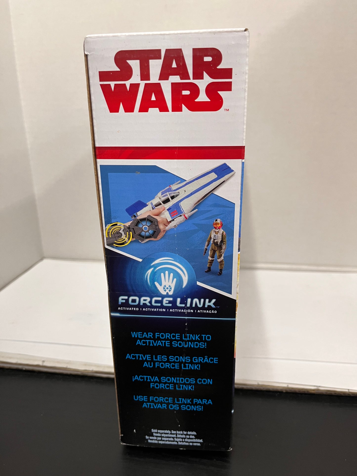 Hasbro Star Wars Resistance A-Wing Fighter Force Link Pilot Tallie