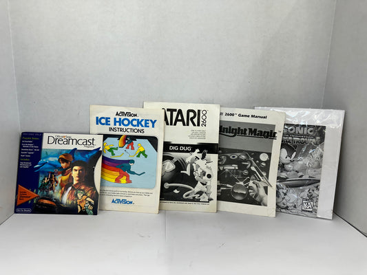 Lot of 4 Manuals +1 Dreamcast Disc Sleeve - Atari And Sega