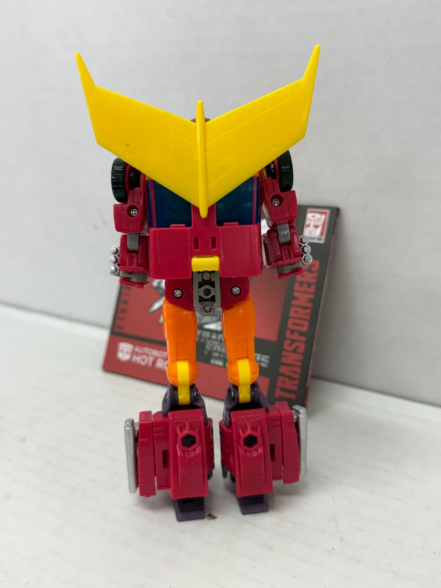 Transformers Autobot Hot Rod 86-04 Studio Series Voyager Class - With Weapons