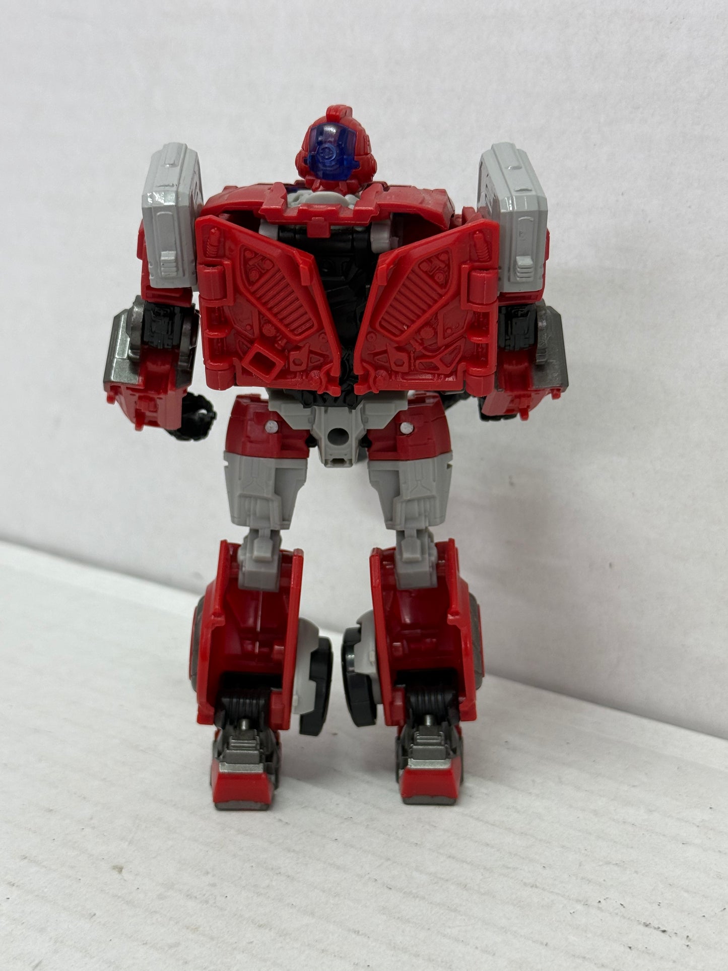 Transformers Ironhide Complete SS-84 Studio Series Deluxe Class #1