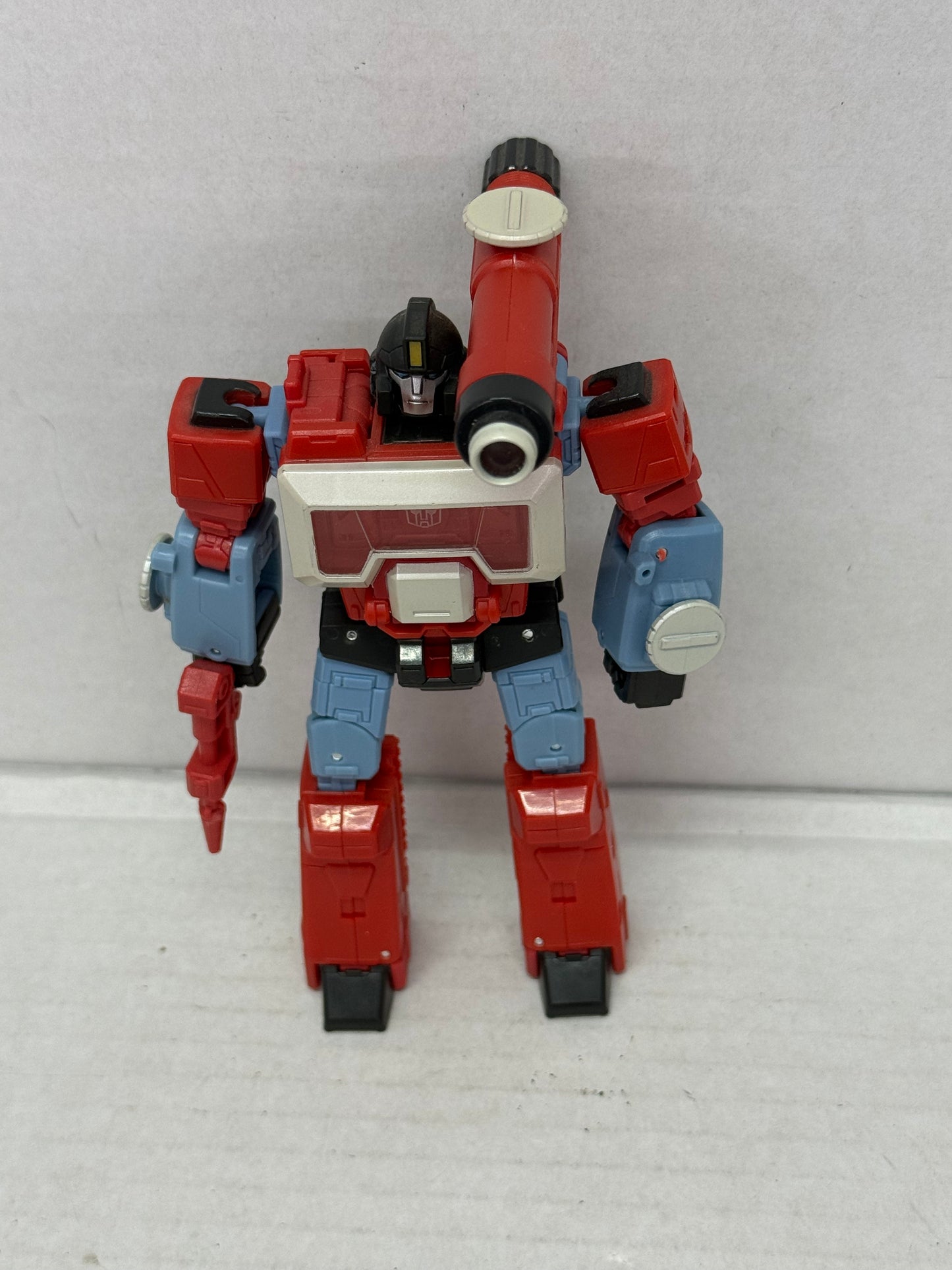 Transformers Perceptor Complete 86-11 Studio Series Deluxe Class #1