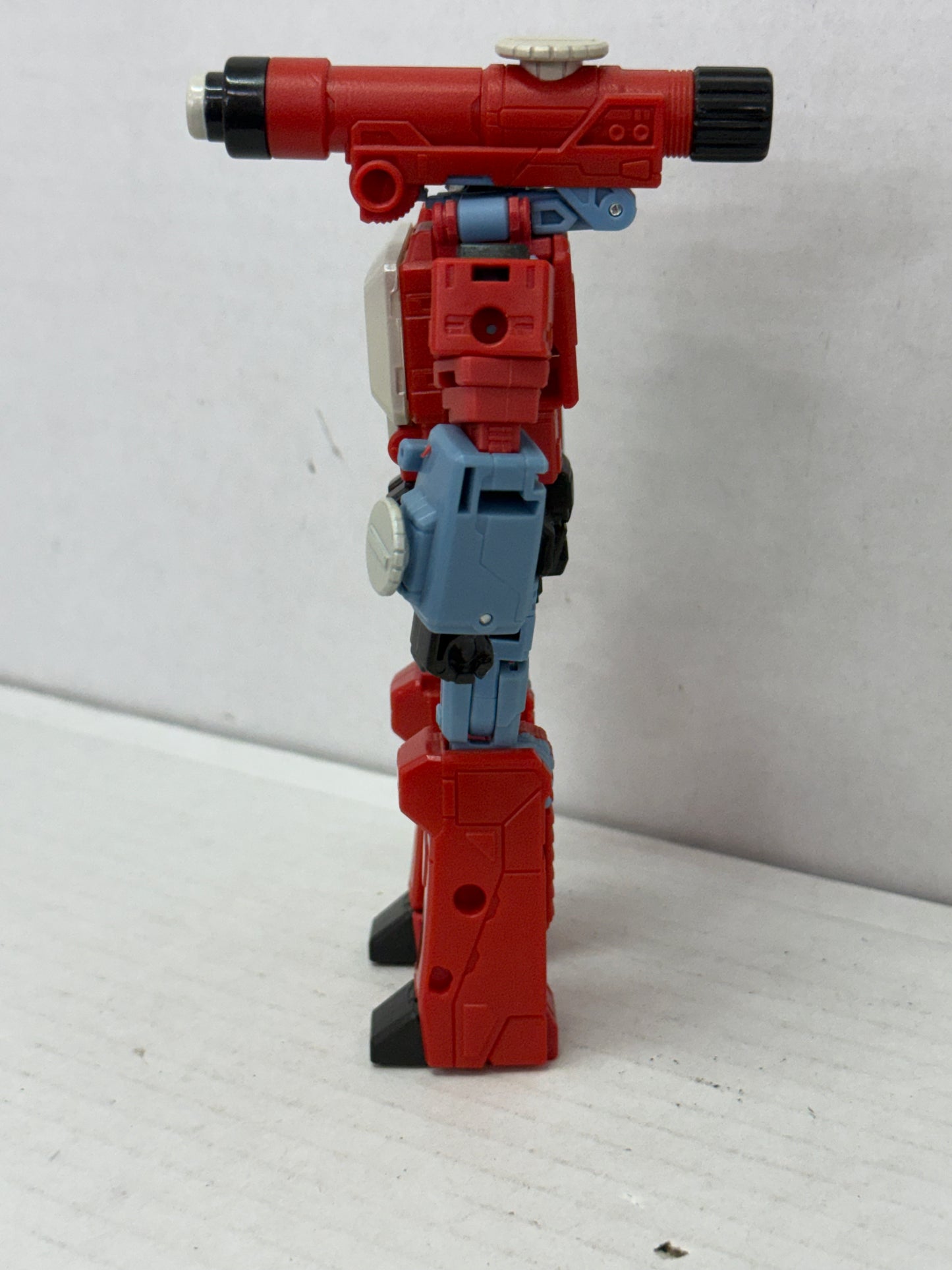 Transformers Perceptor Complete 86-11 Studio Series Deluxe Class #1