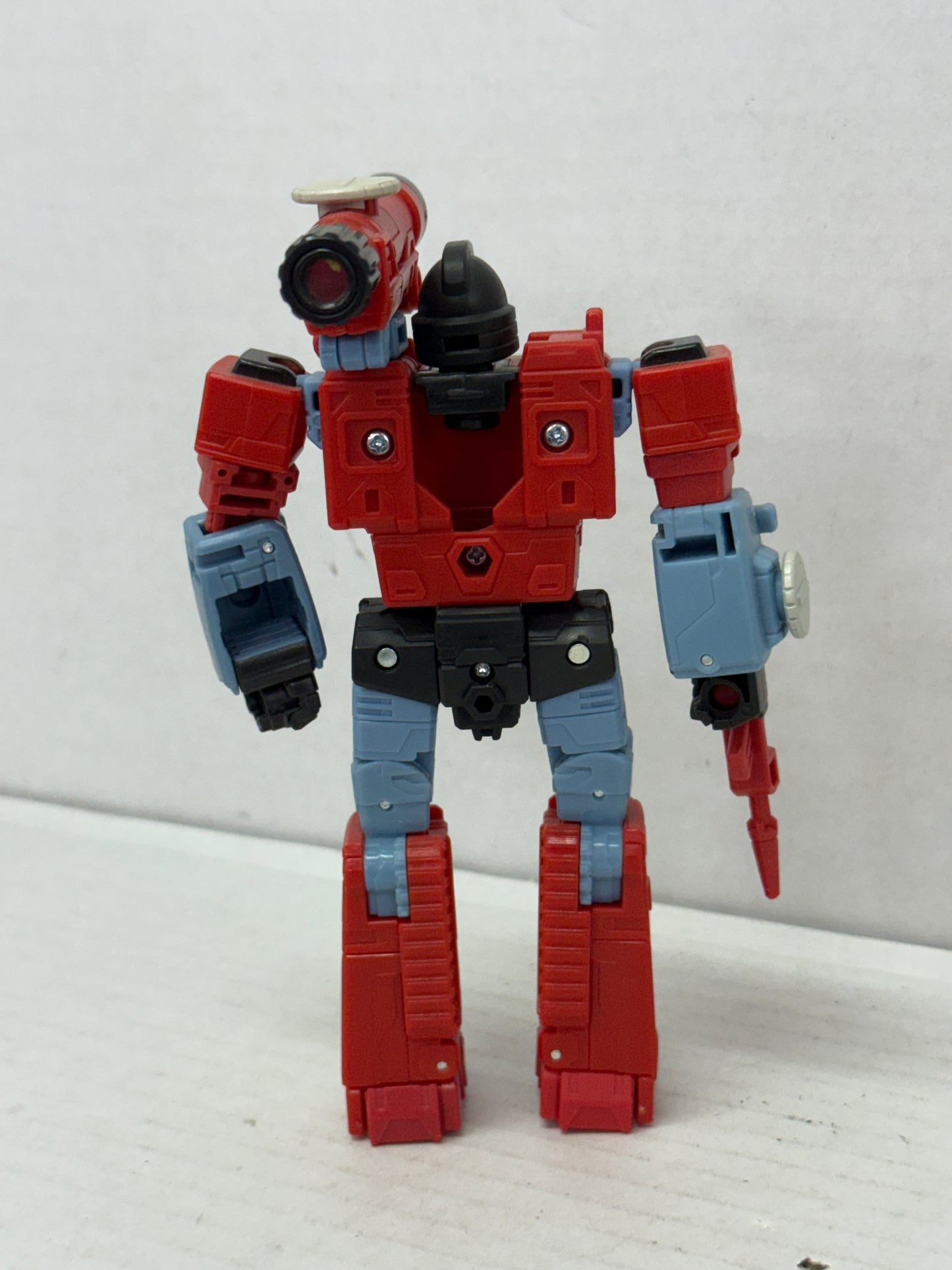 Transformers Perceptor Complete 86-11 Studio Series Deluxe Class #1
