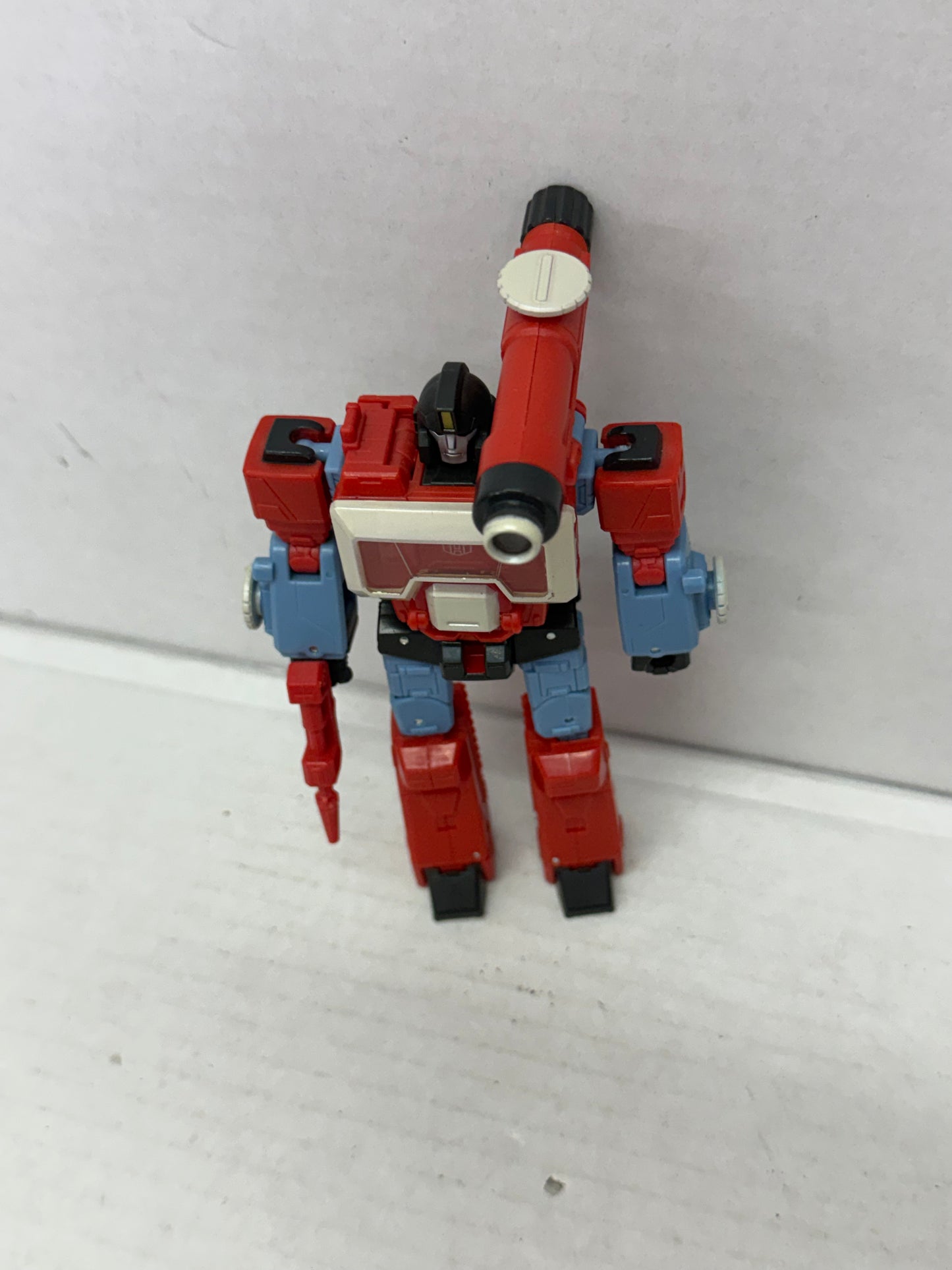 Transformers Perceptor Complete 86-11 Studio Series Deluxe Class #2