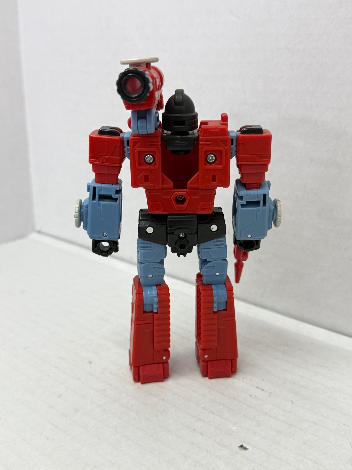 Transformers Perceptor Complete 86-11 Studio Series Deluxe Class #2