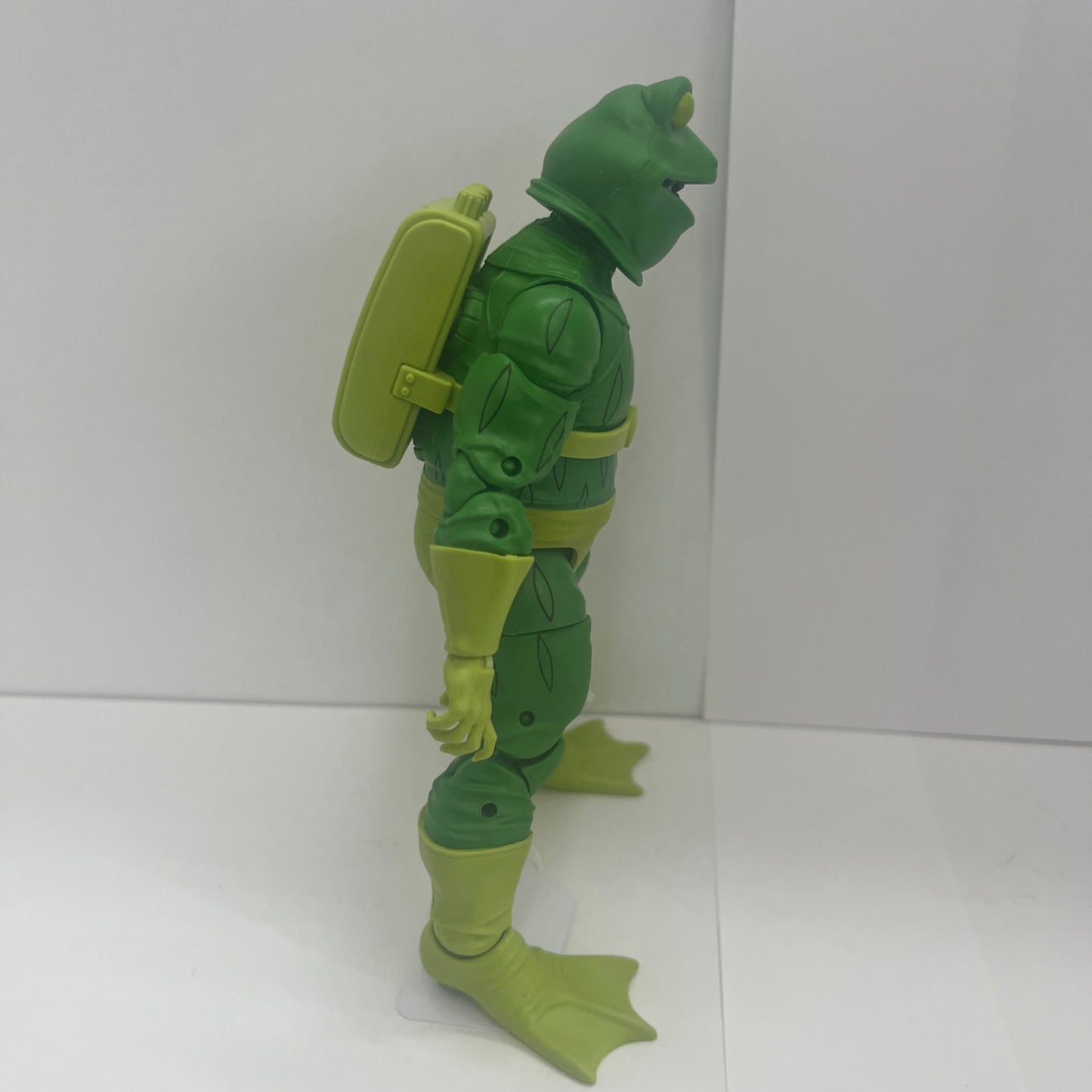 Marvel Legends 6" Frog-Man Action Figure (Stilt-Man BAF)