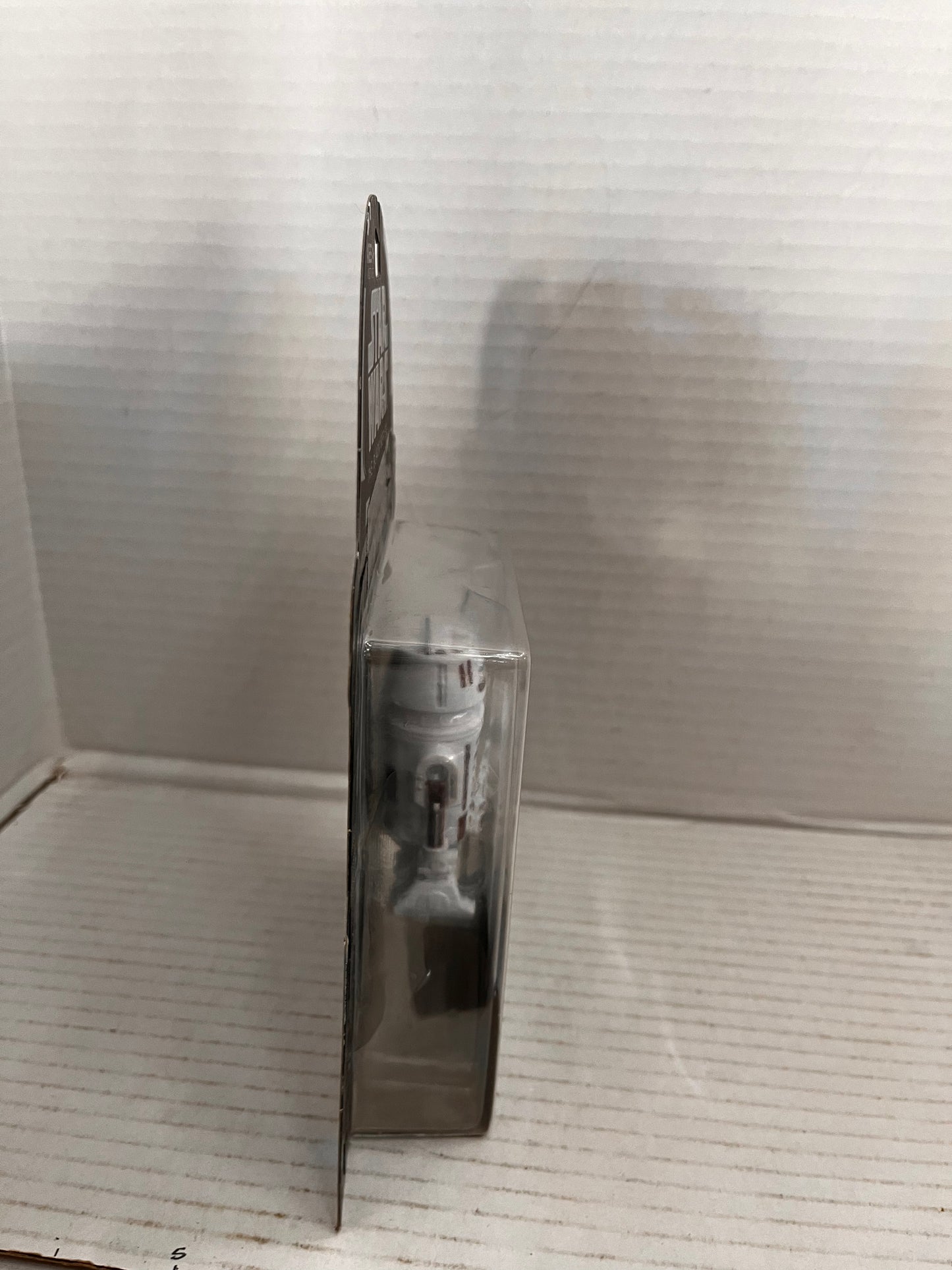 2014 Hasbro STAR WARS BLACK SERIES #01 R5-G19