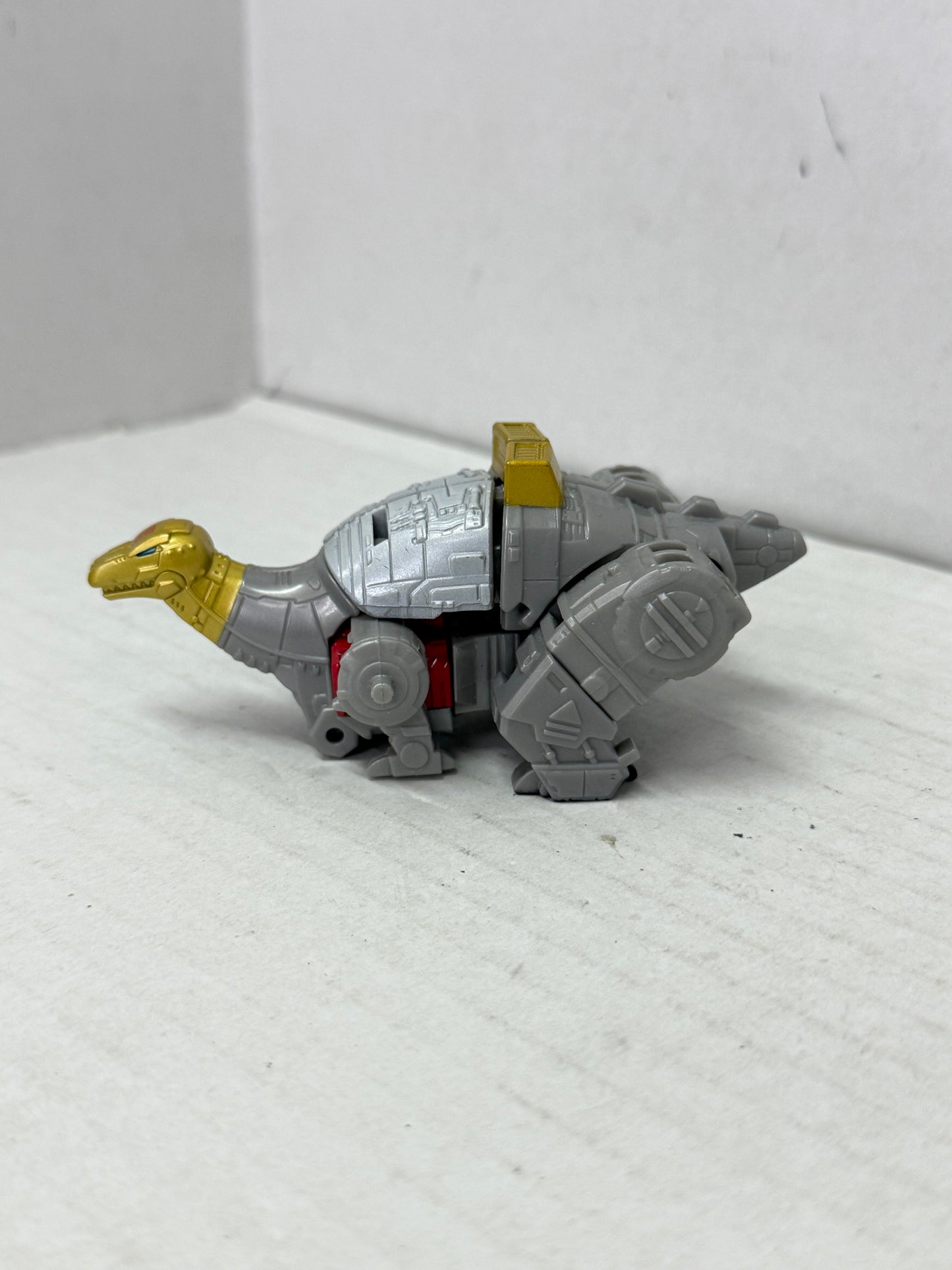 Transformers Dinobot Sludge Complete Legacy Evolution Core Class