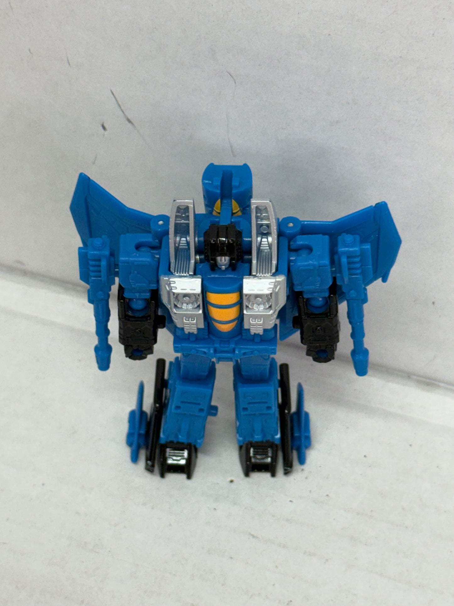 Transformers Thundercracker Complete Legacy Evolution Core Class #1