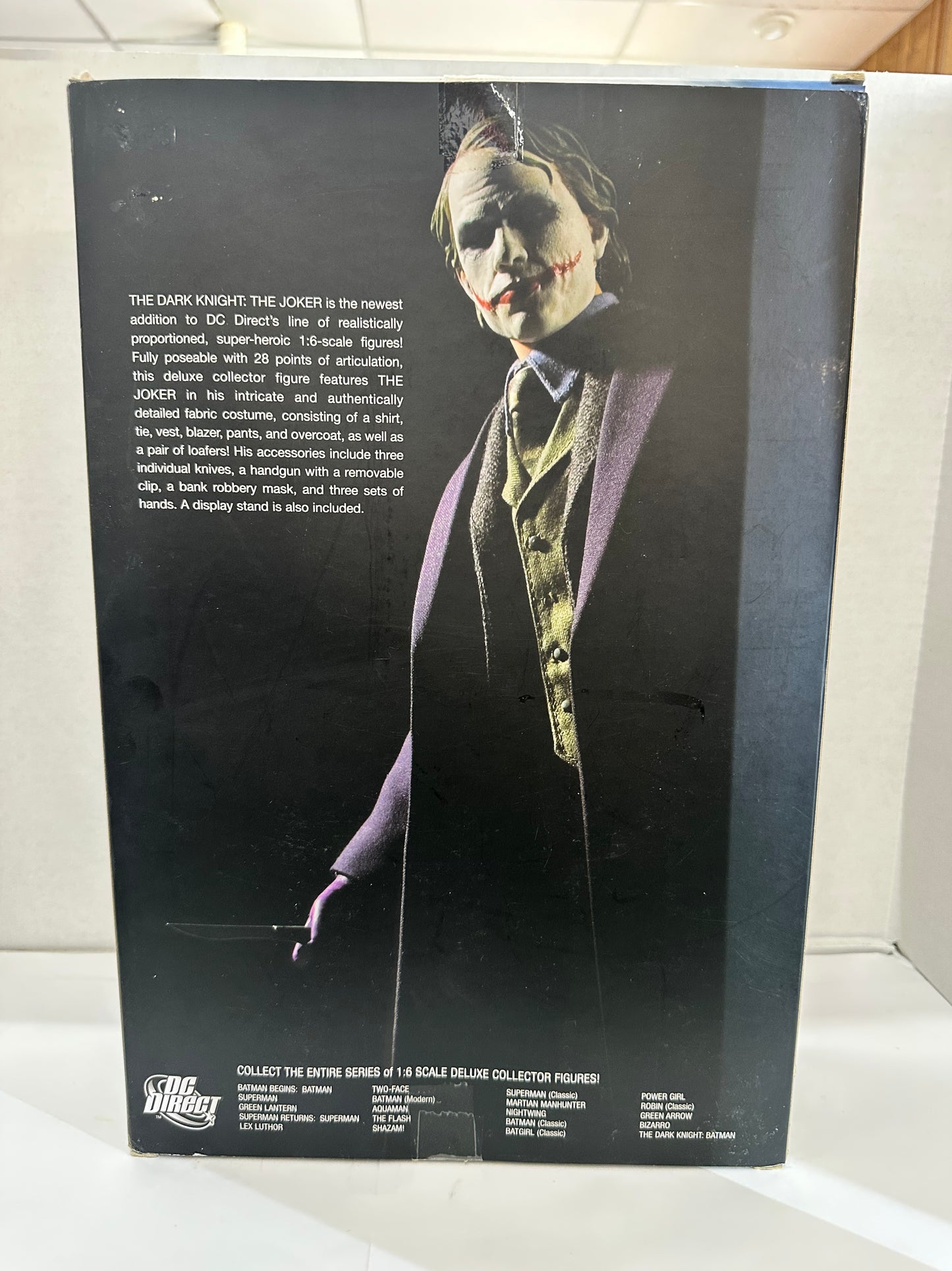 DC Direct Batman The Dark Knight - The Joker 1/6 Scale Deluxe Collector Figure