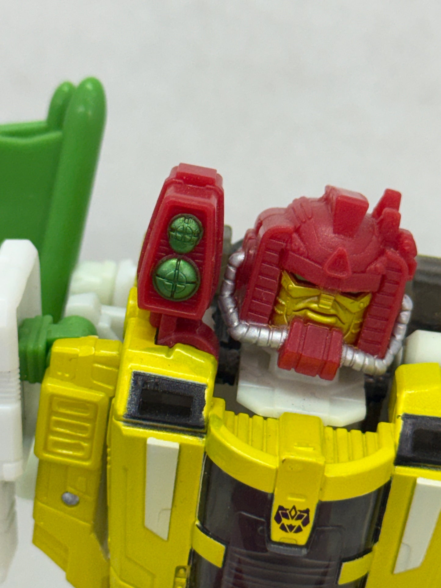 Transformers G2 Universe Jhiaxus Complete Legacy Voyager Class #1