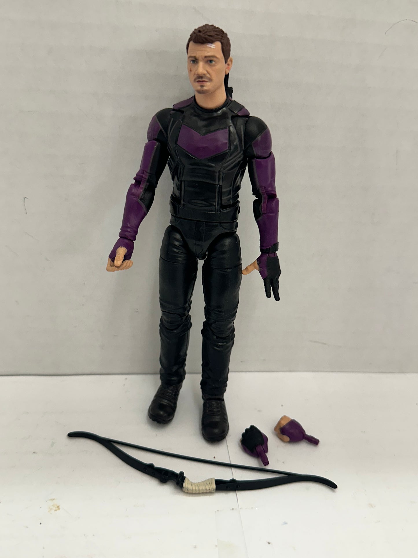 Marvel Legends figure HAWKEYE Infinity Ultron BAF series 6” Figure