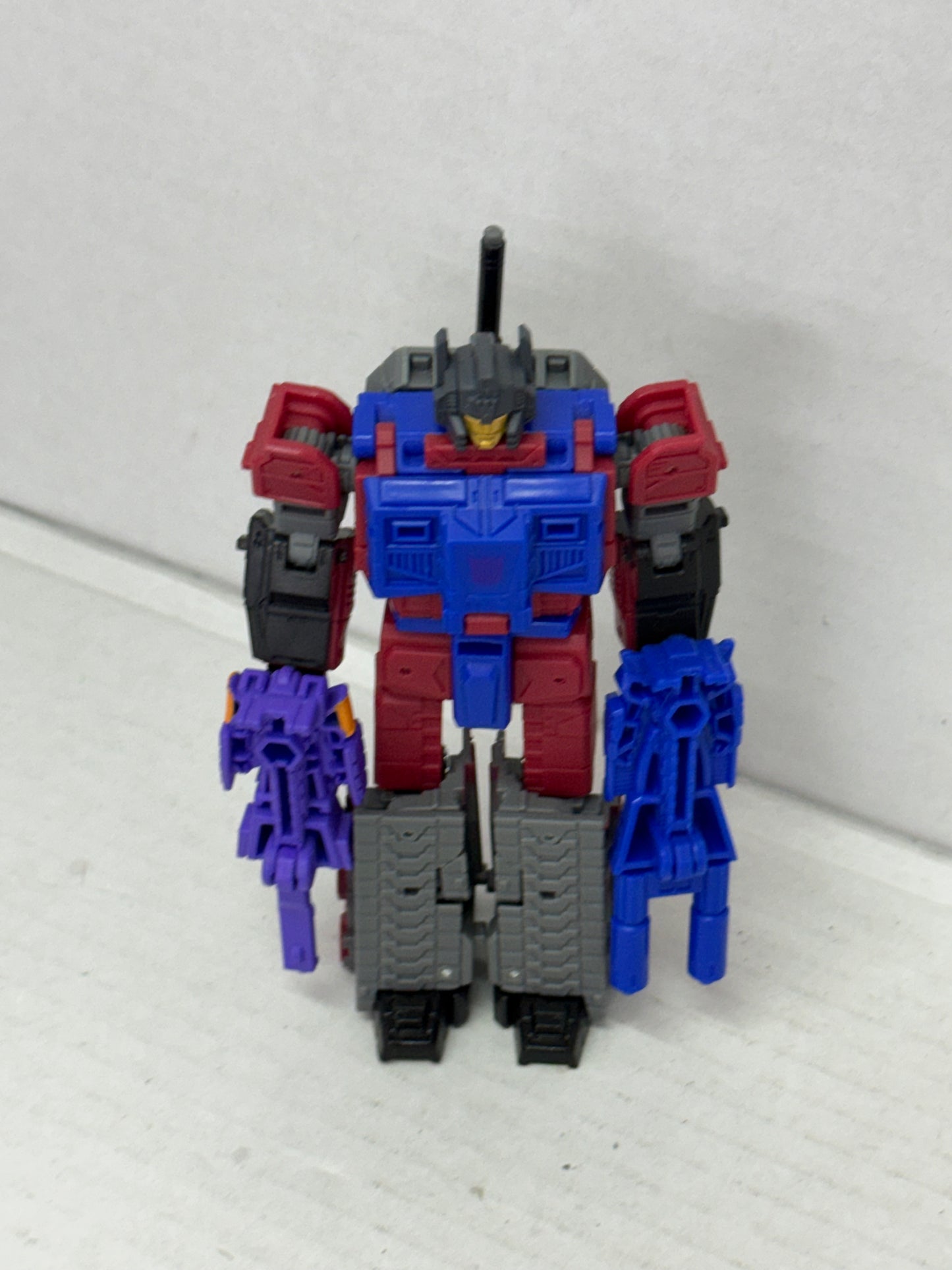 Transformers Legacy United QUAKE Complete Deluxe Generations #1