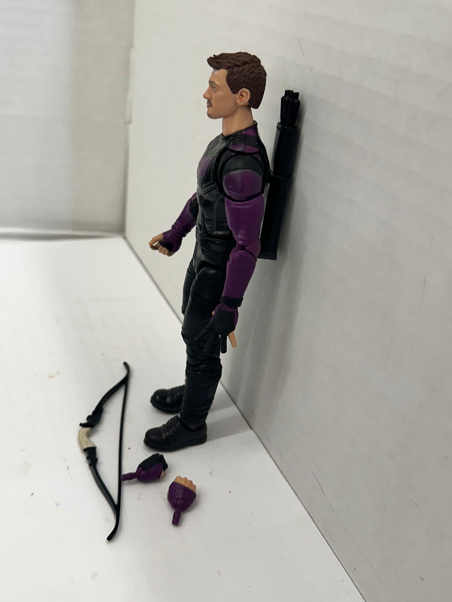 Marvel Legends figure HAWKEYE Infinity Ultron BAF series 6” Figure