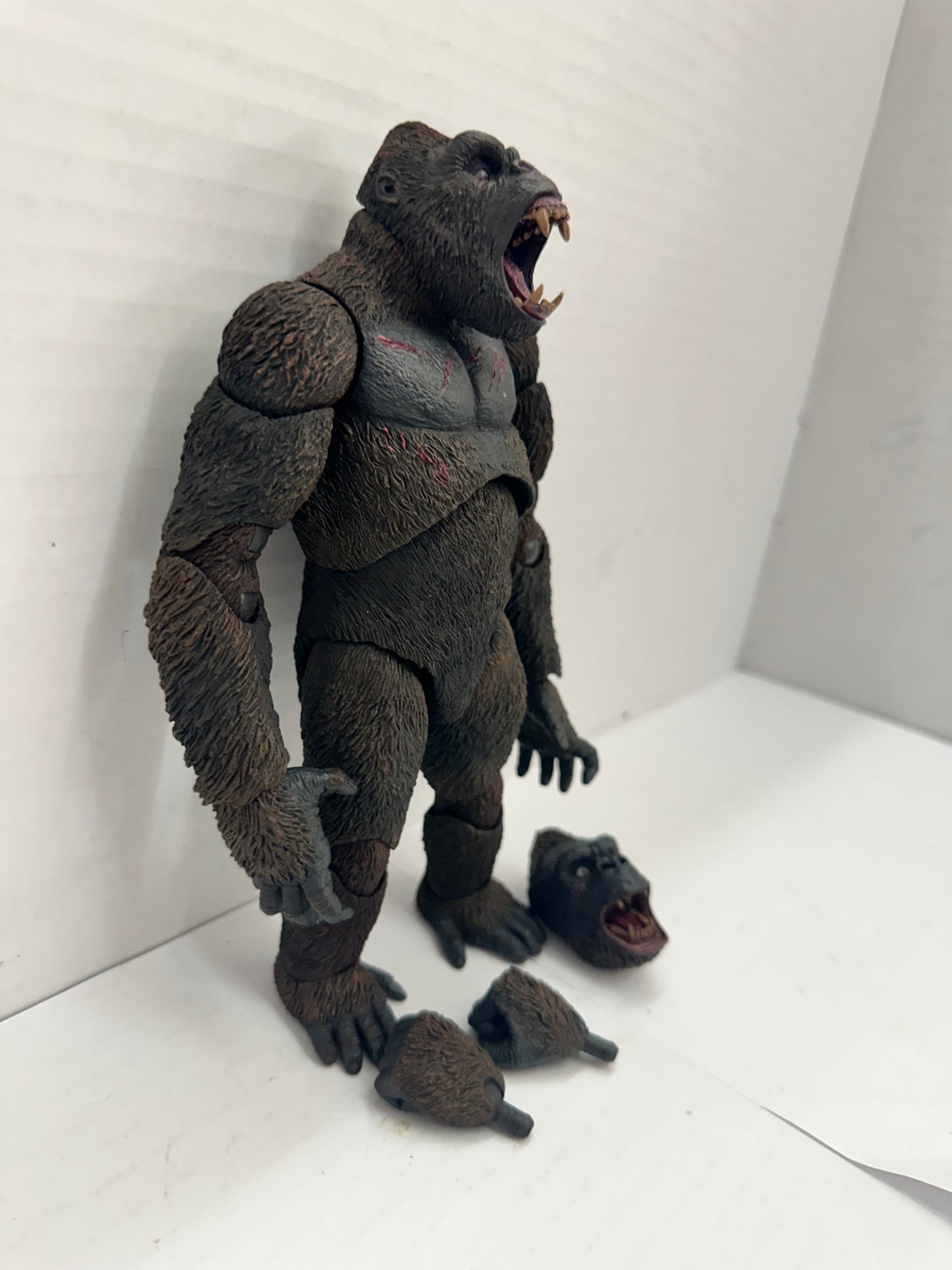 NECA Ultimate King Kong Action Figure, 7” Interchangeable Head & Hands