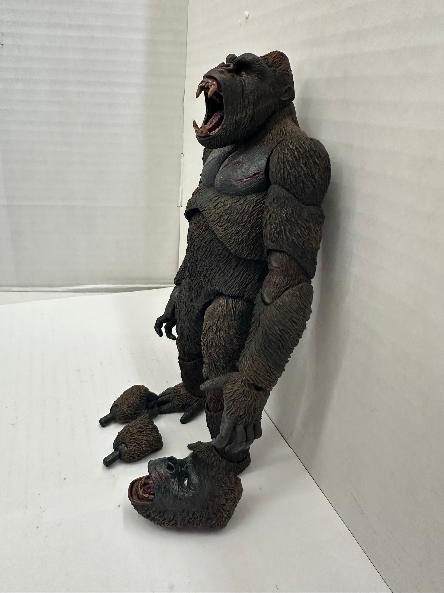 NECA Ultimate King Kong Action Figure, 7” Interchangeable Head & Hands