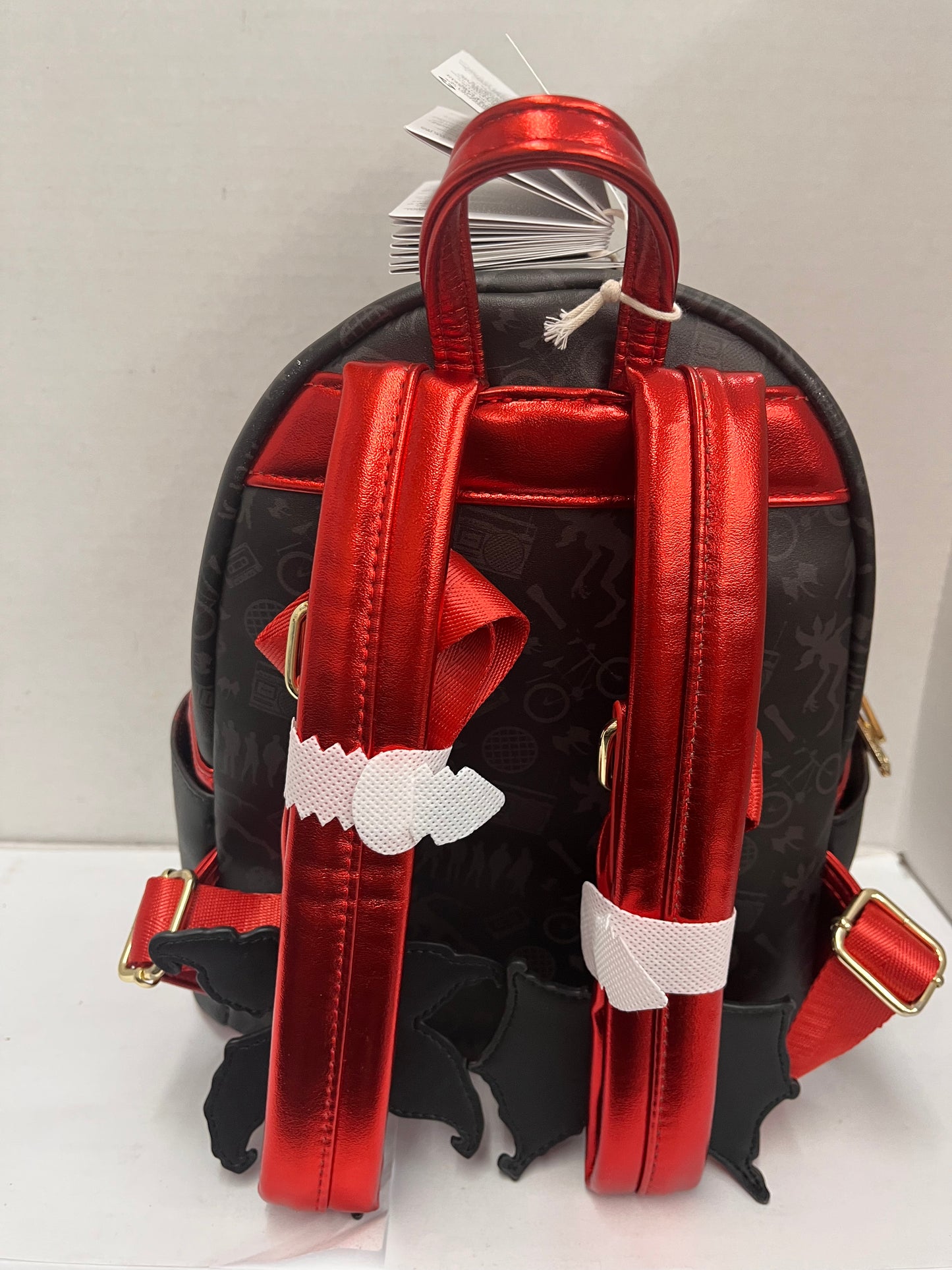 NWT Loungefly Stranger Things Final Showdown Light-Up BoxLunch Mini Backpack