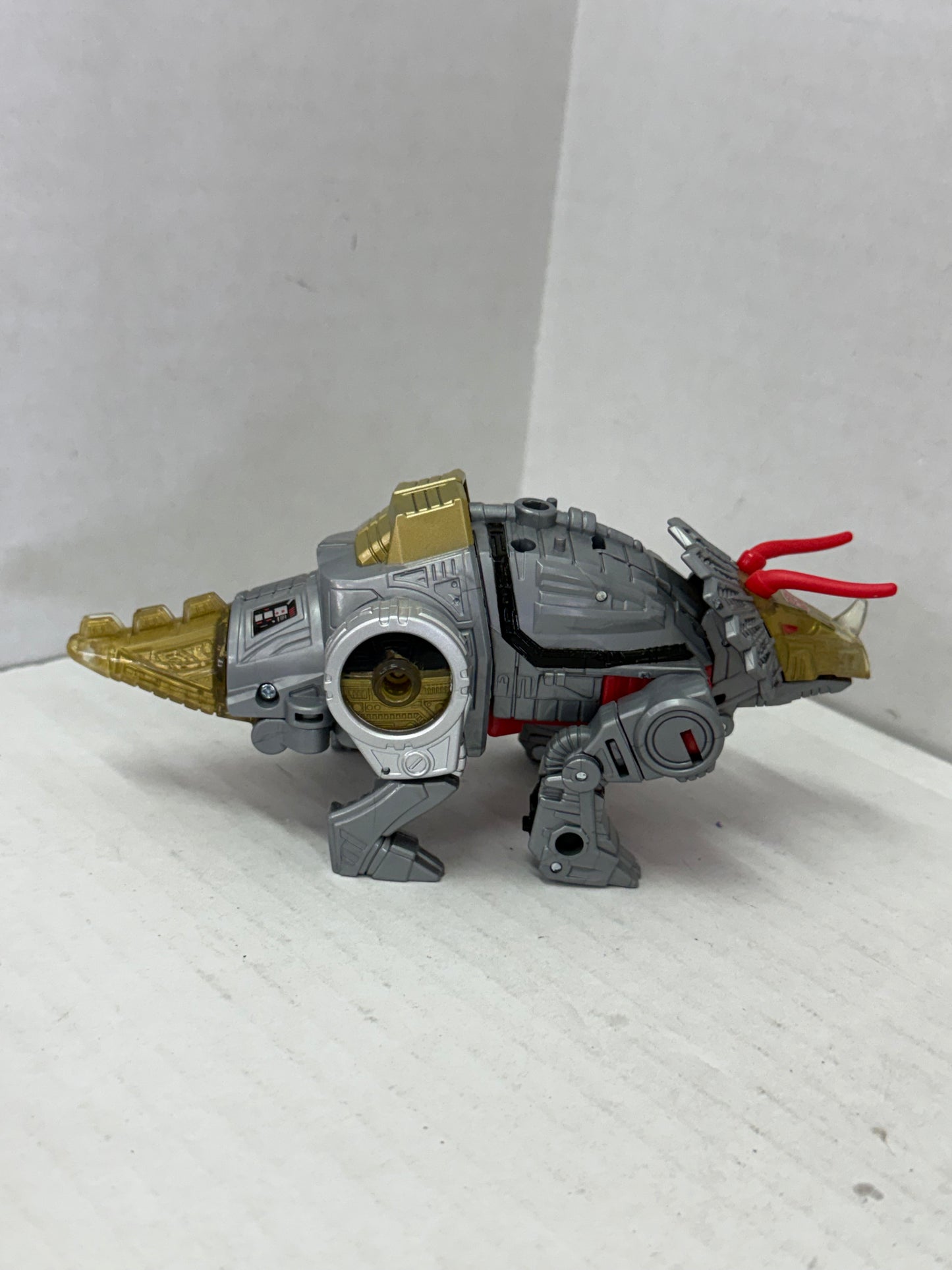 Transformers Power of the Primes Volcanicus Dinobot SLUG Incomp Action Figure #1