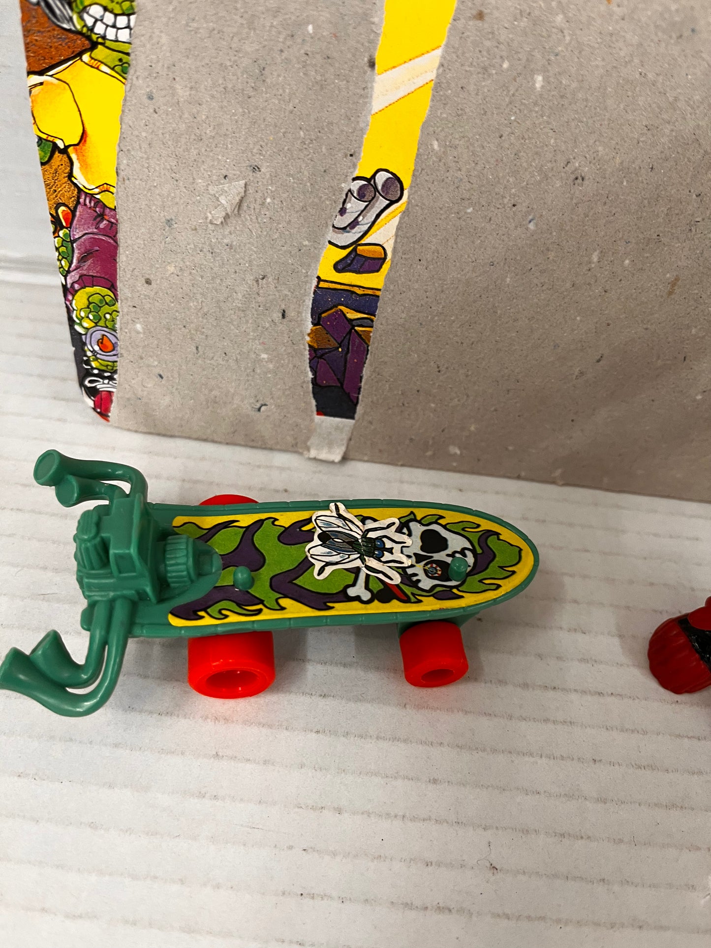 Vintage 1990 Teenage Mutant Ninja Turtles TMNT Mondo Gecko Figure W/ Skateboard