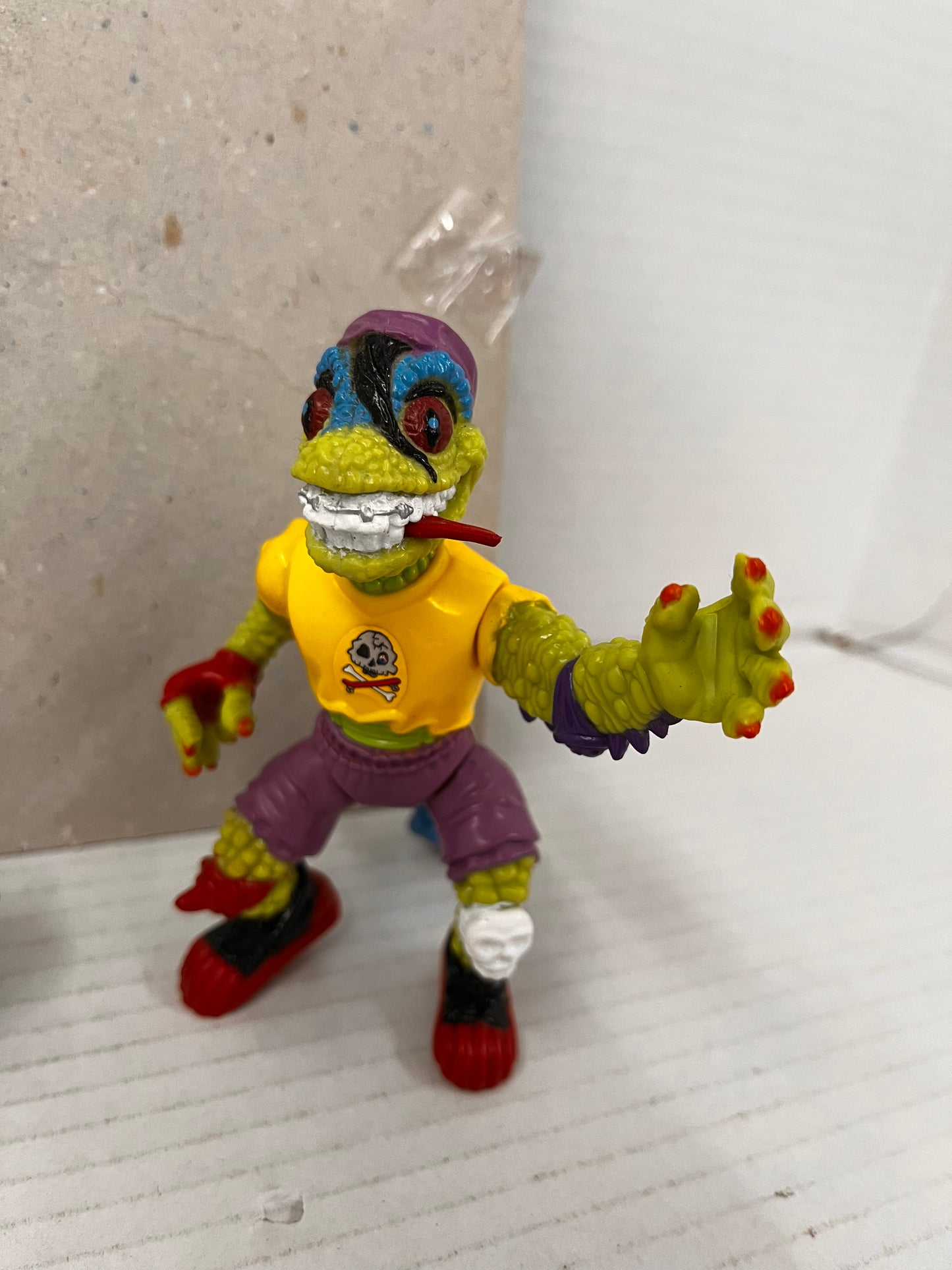 Vintage 1990 Teenage Mutant Ninja Turtles TMNT Mondo Gecko Figure W/ Skateboard
