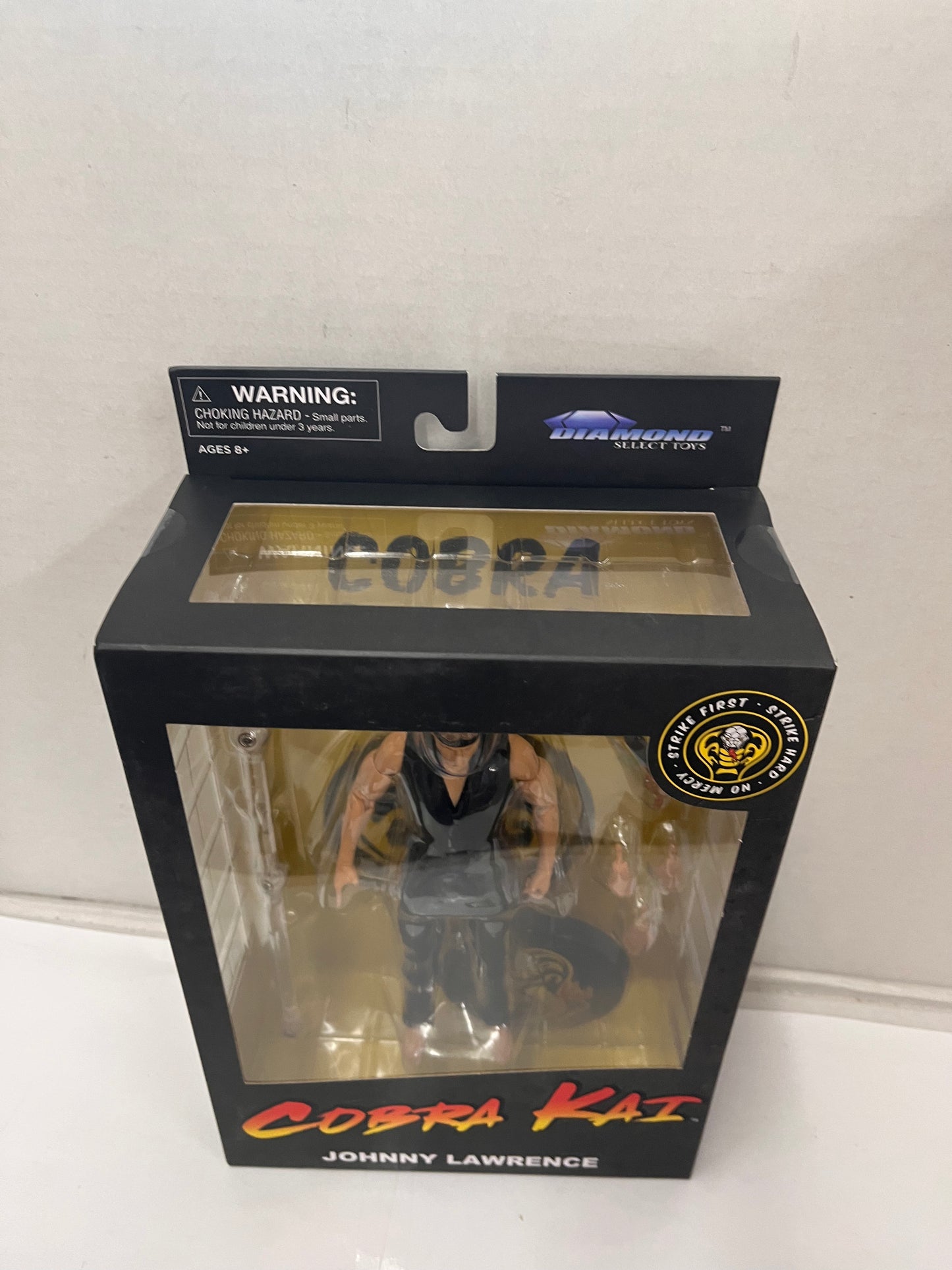 Diamond Select Toys Cobra Kai Johnny Lawrence - Brand New -
