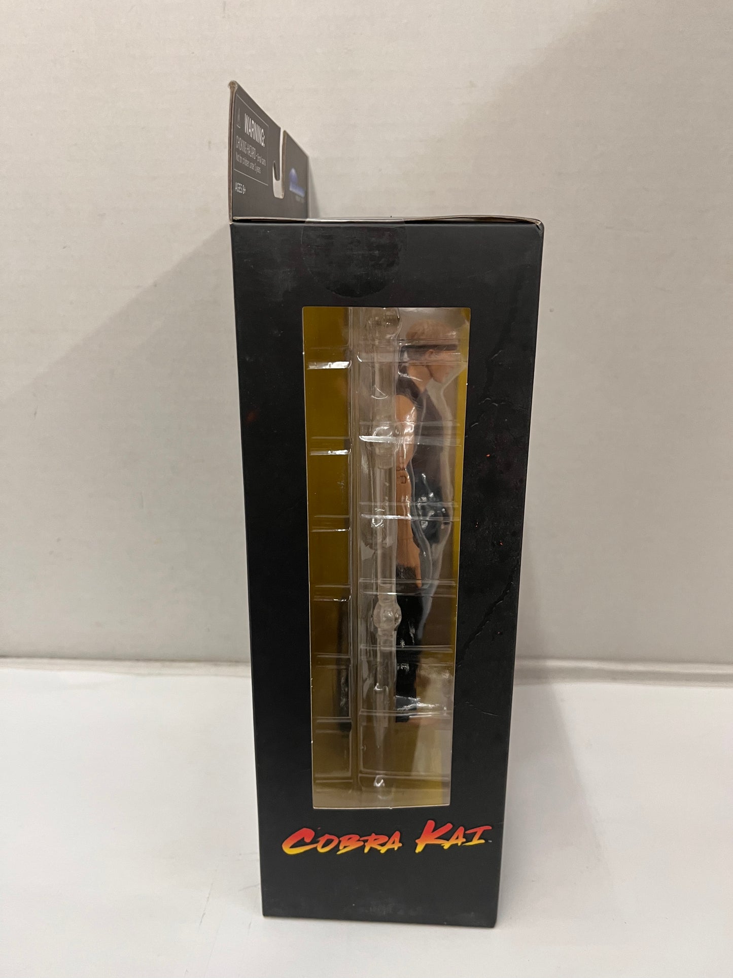 Diamond Select Toys Cobra Kai Johnny Lawrence - Brand New -