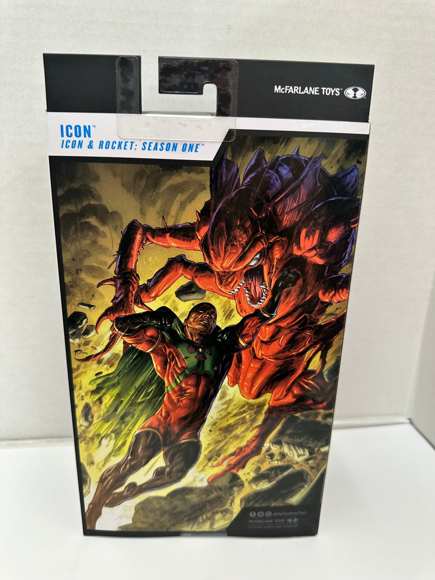 McFarlane DC Multiverse Icon Platinum Edition Action Figure