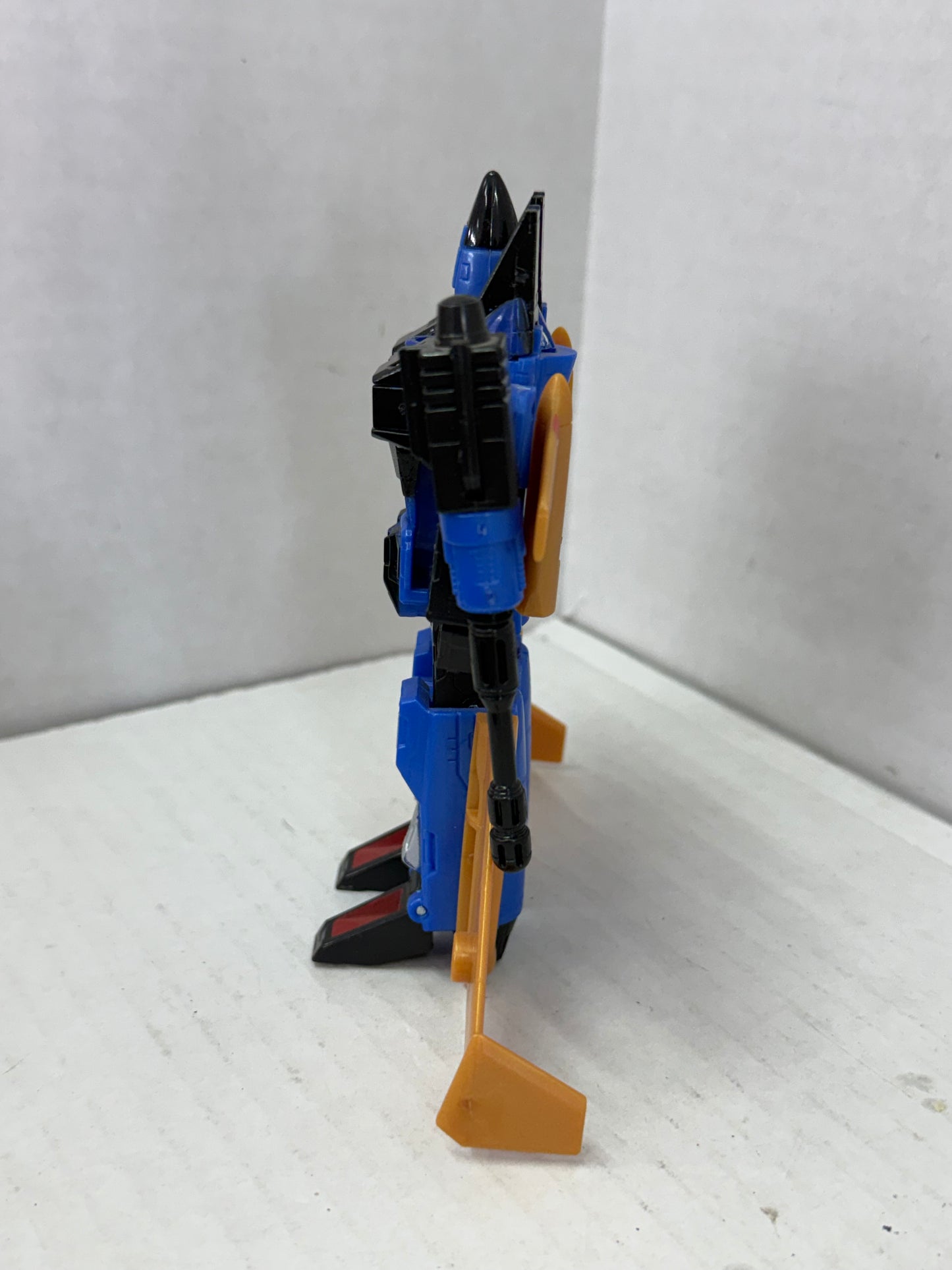 Transformers Dirge Complete Generations Deluxe Class Action Figure Blue&Gold #1