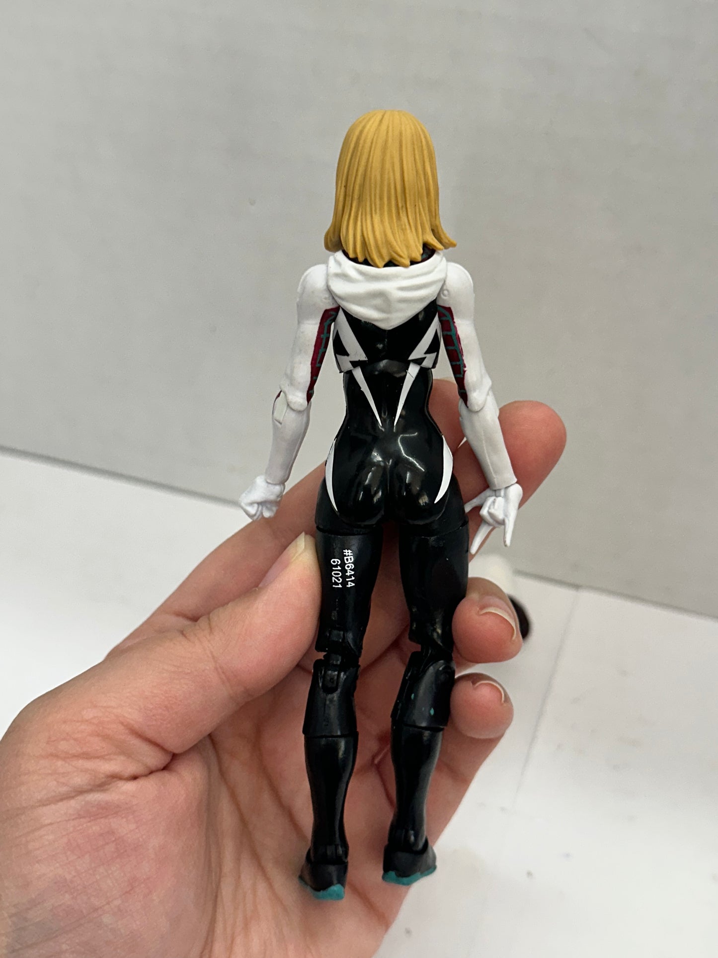 Hasbro 2016 Marvel Legends Absorbing Man Series Spider-Gwen 6" Figure Complete