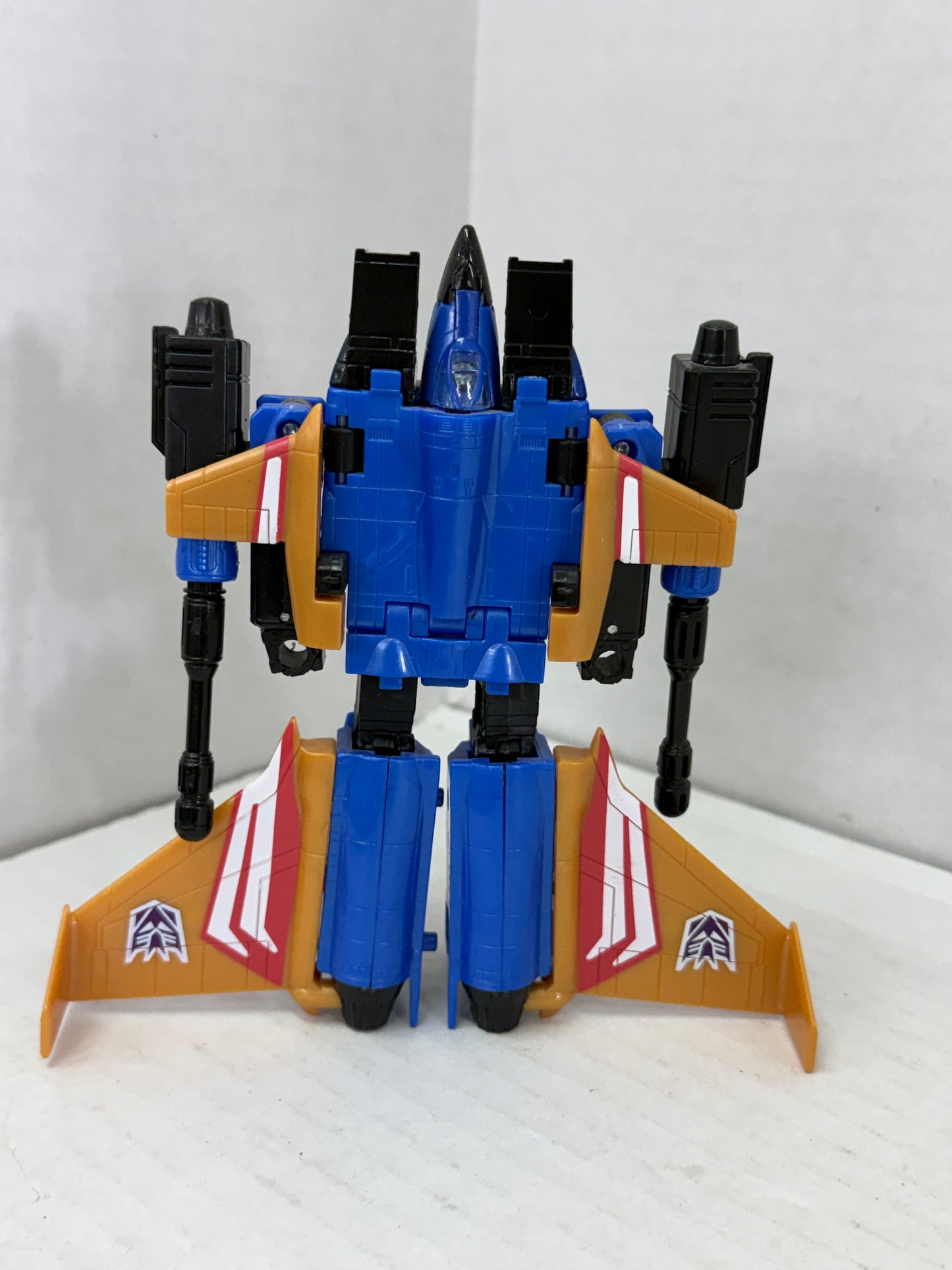 Transformers Dirge Complete Generations Deluxe Class Action Figure Blue&Gold #1