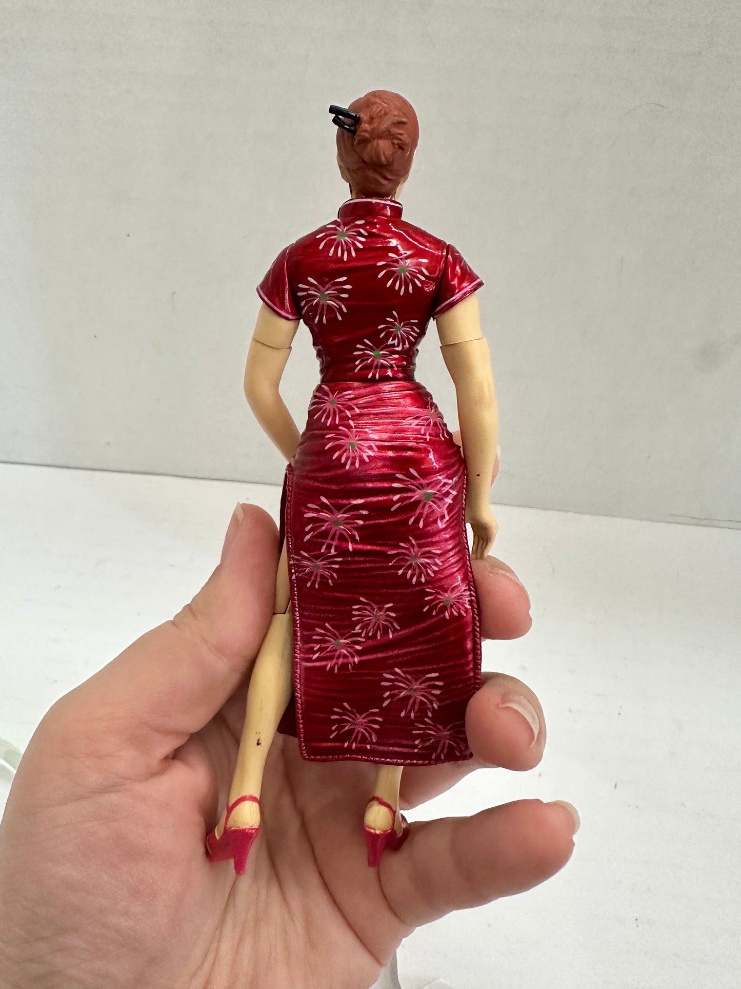 Spider-man 1 movie Mary Jane Watson figure Kirsten Dunst Marvel Spiderman Toy Bz