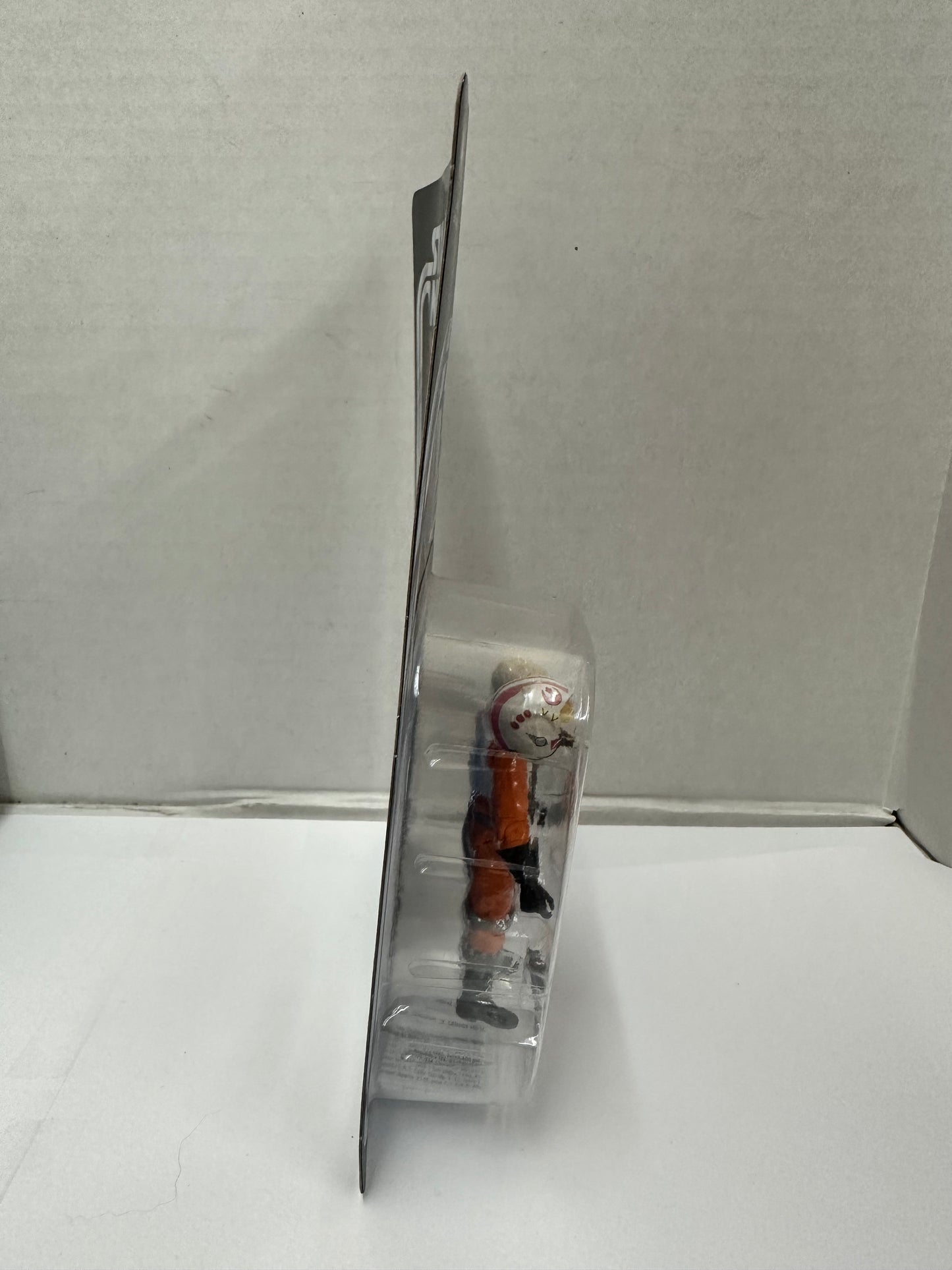 Star Wars The Vintage Collection Luke Skywalker X-wing Pilot Hasbro VC158
