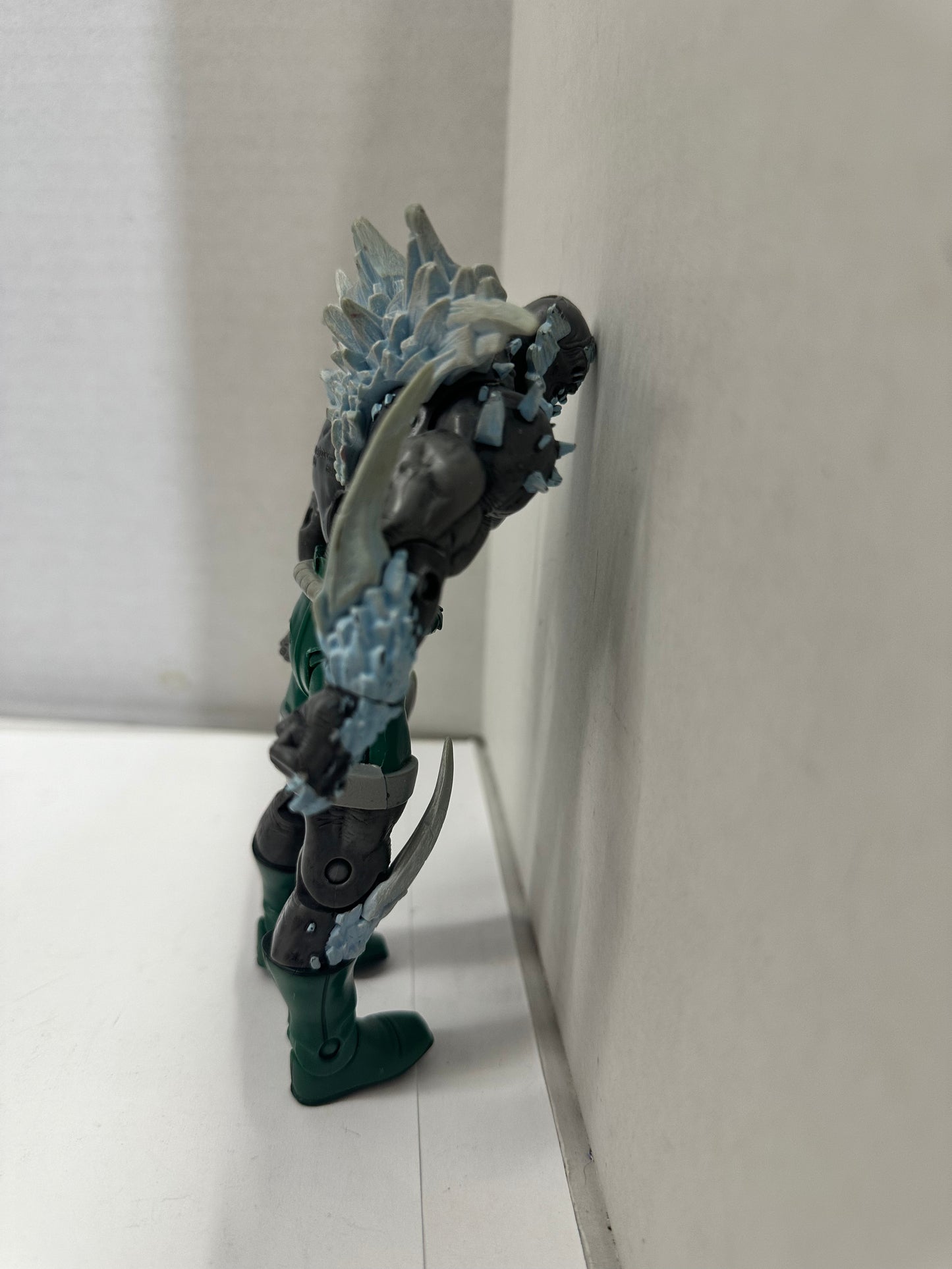 Loose DC Universe Classics Select Sculpt Doomsday Figure 6" scale