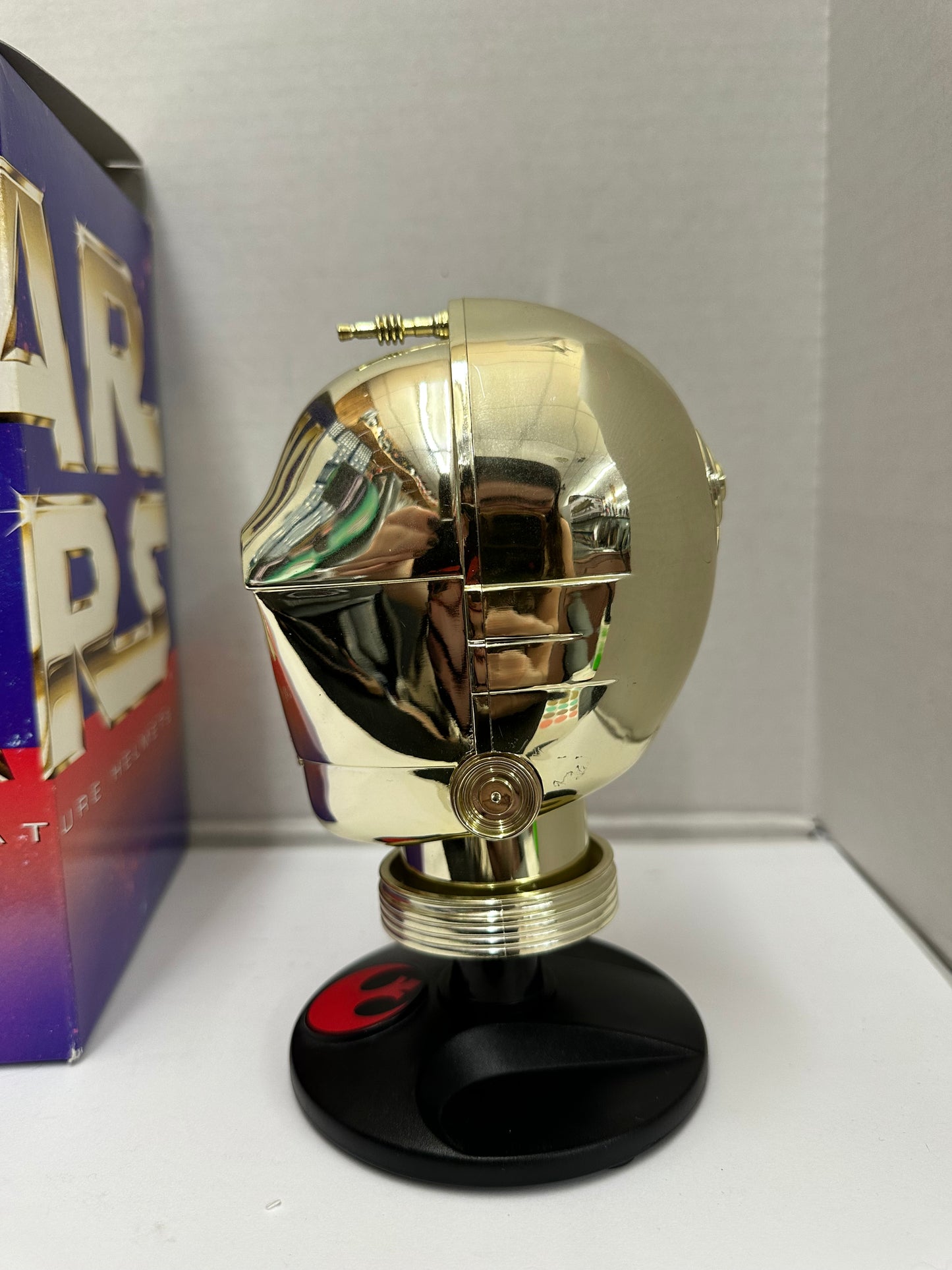 1997 Riddell Star Wars See-Threepio C-3PO Miniature Motion Sensor Helmet