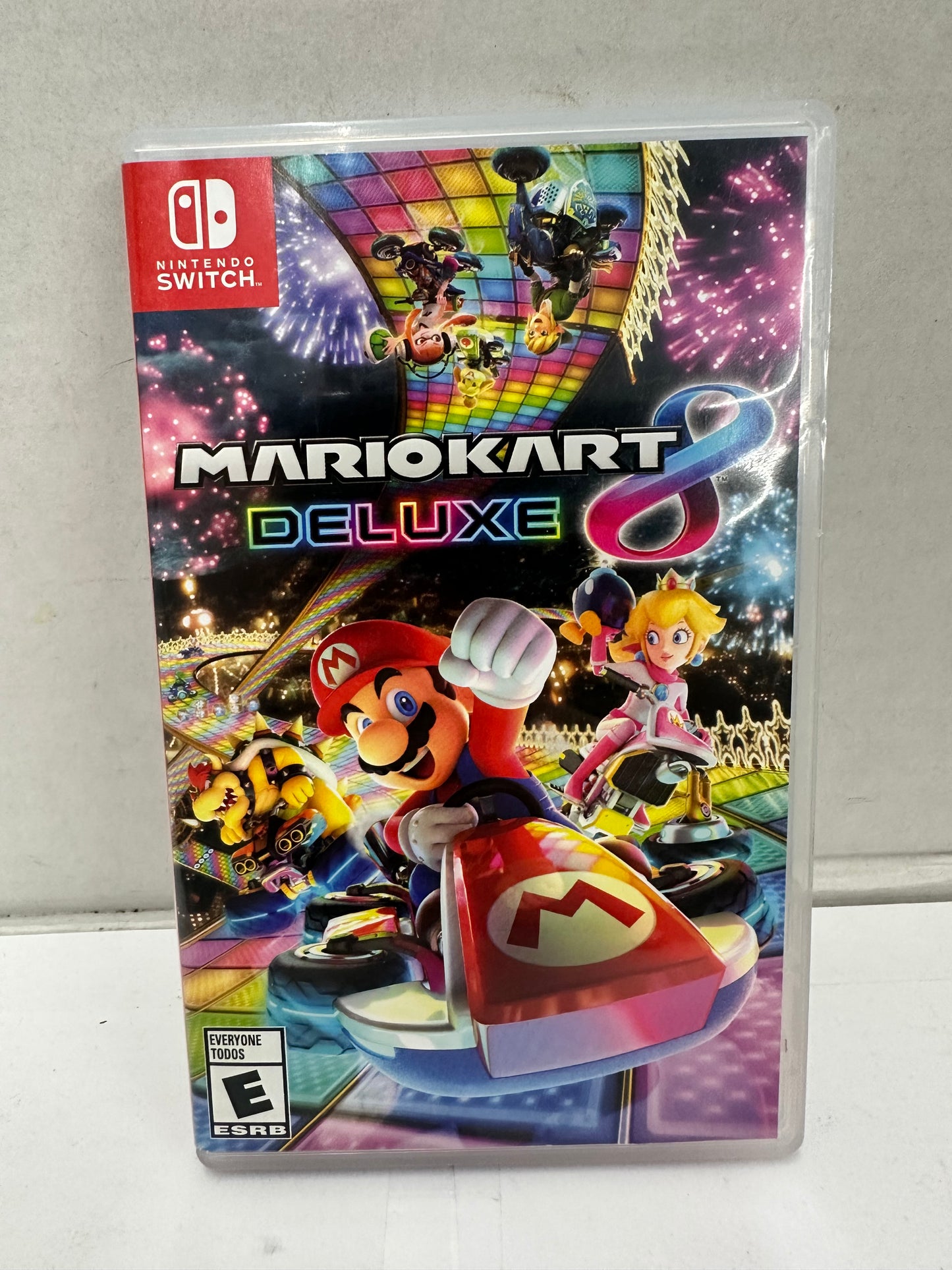 Nintendo Mario Kart 8 Deluxe Switch Game w/ Case [Tested and Working]