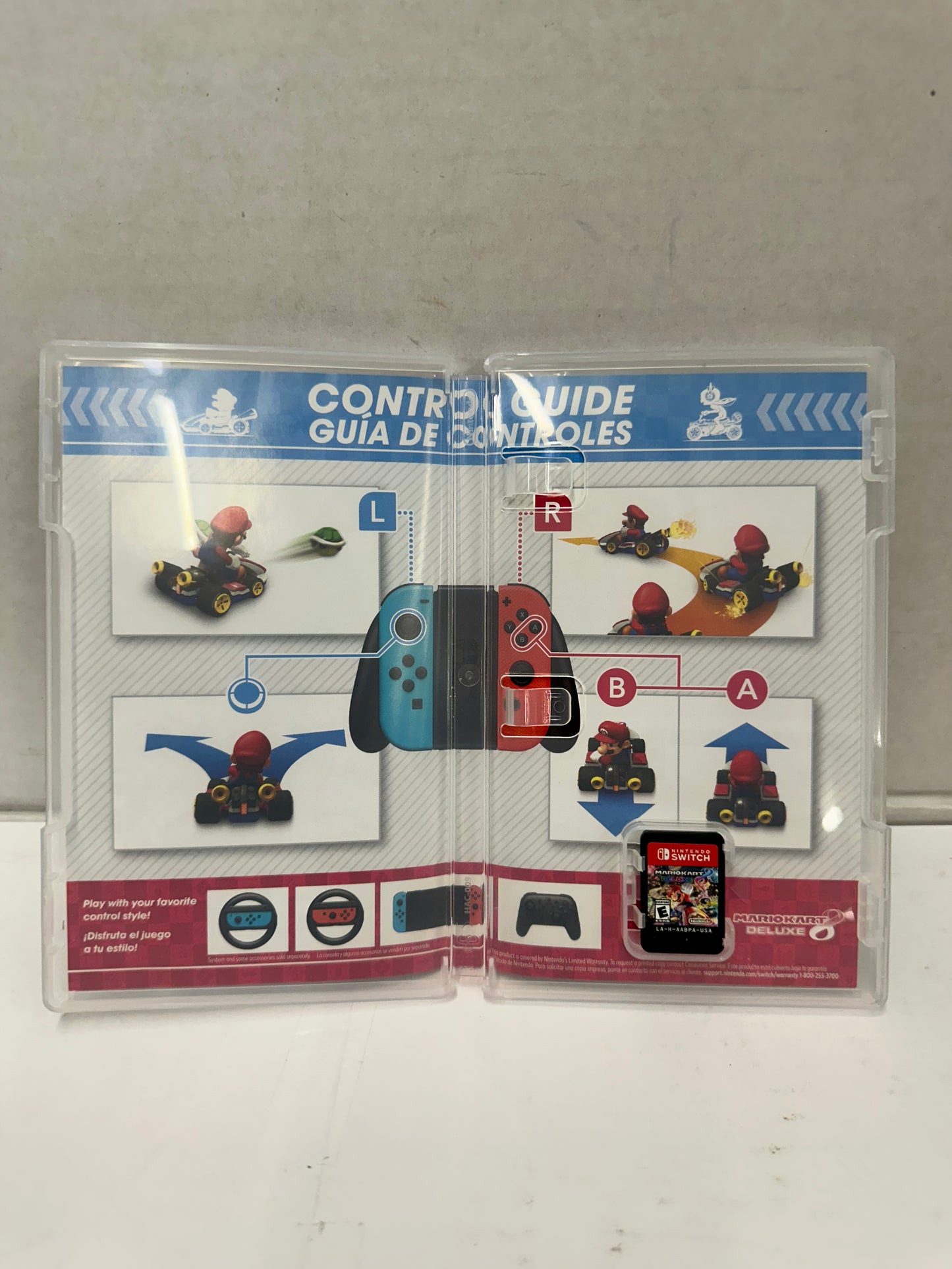Nintendo Mario Kart 8 Deluxe Switch Game w/ Case [Tested and Working]