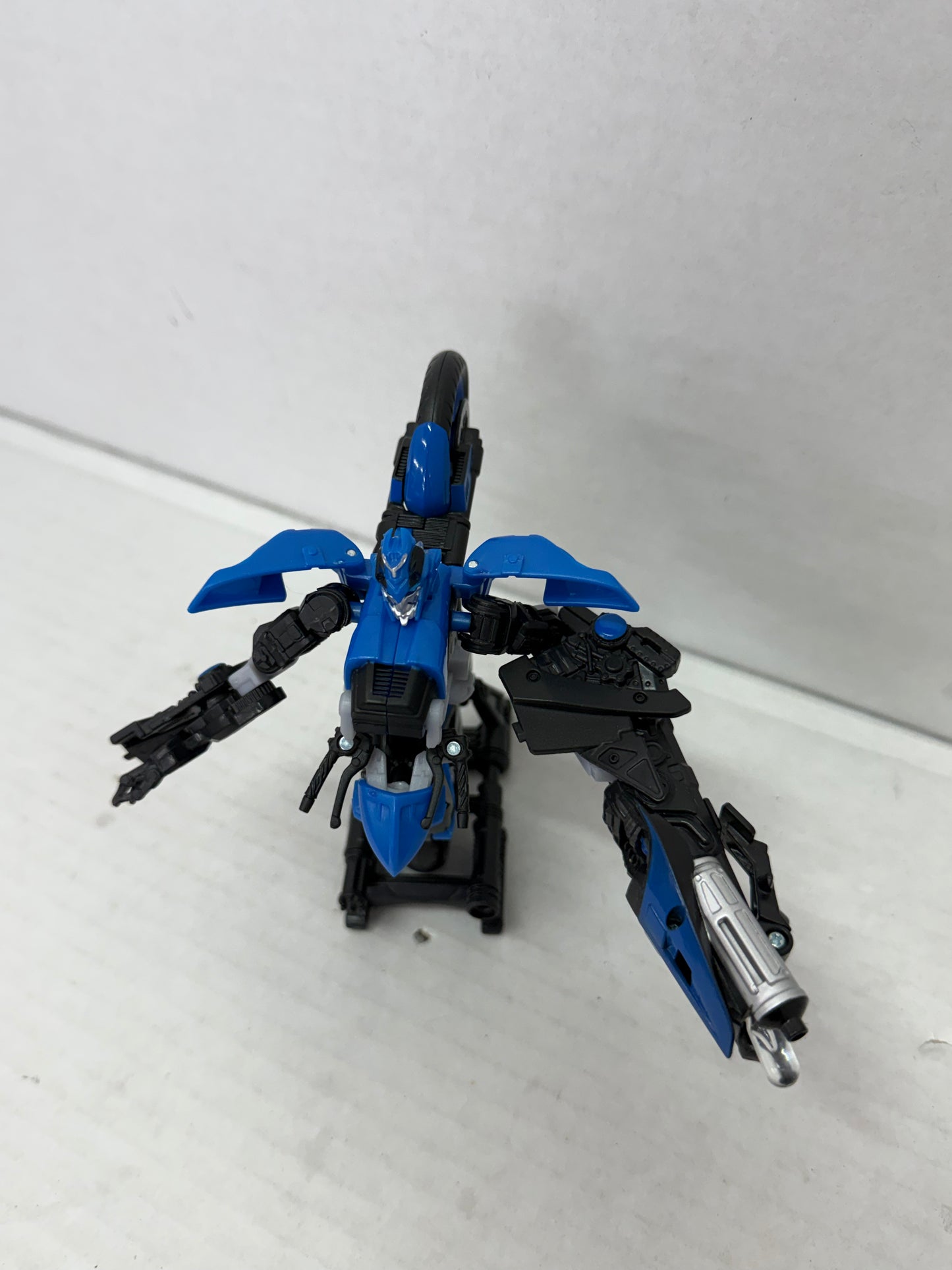 Transformers ROTF Chromia Deluxe Class Complete 2000 Revenge Of The Fallen #1