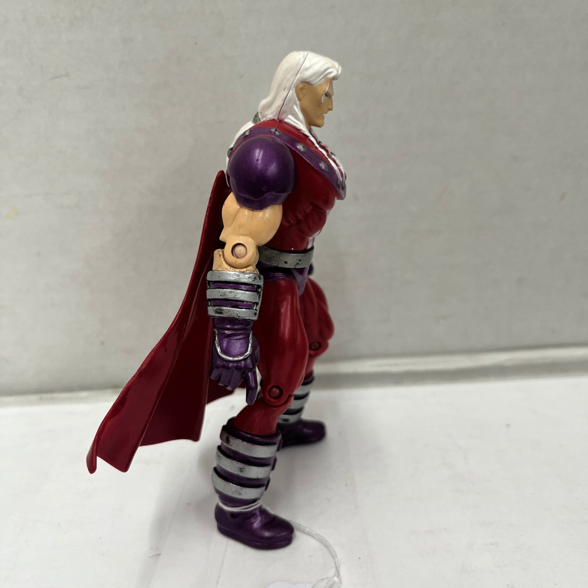 Vintage Marvel X-Men Magneto 5" Toy Action Figure 1997 Toy Biz Loose No Helmet