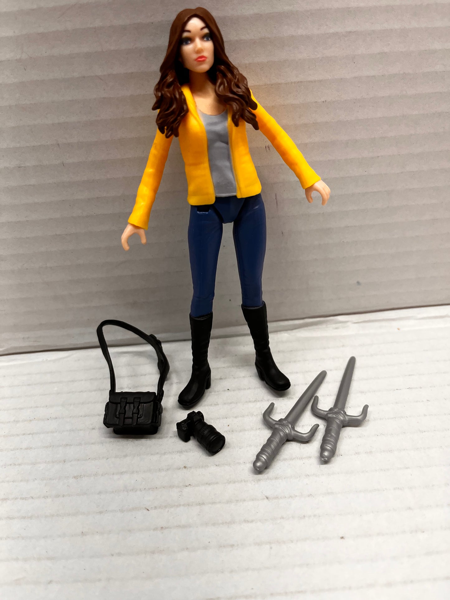 2014 Teenage Mutant Ninja Turtles 5" Megan Fox as APRIL O'NEIL by Playmates COMP