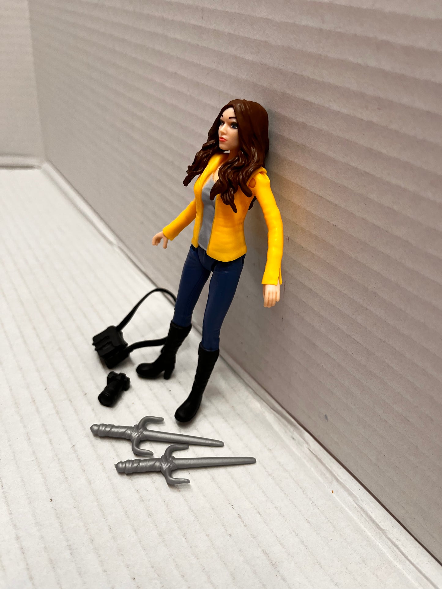 2014 Teenage Mutant Ninja Turtles 5" Megan Fox as APRIL O'NEIL by Playmates COMP