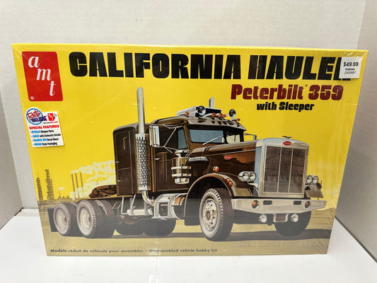 AMT California Hauler Peterbilt 359 Sleeper 1:25 Plastic Model Kit