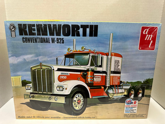 AMT 1/25 Kenworth Conventional W-925 Model Kit