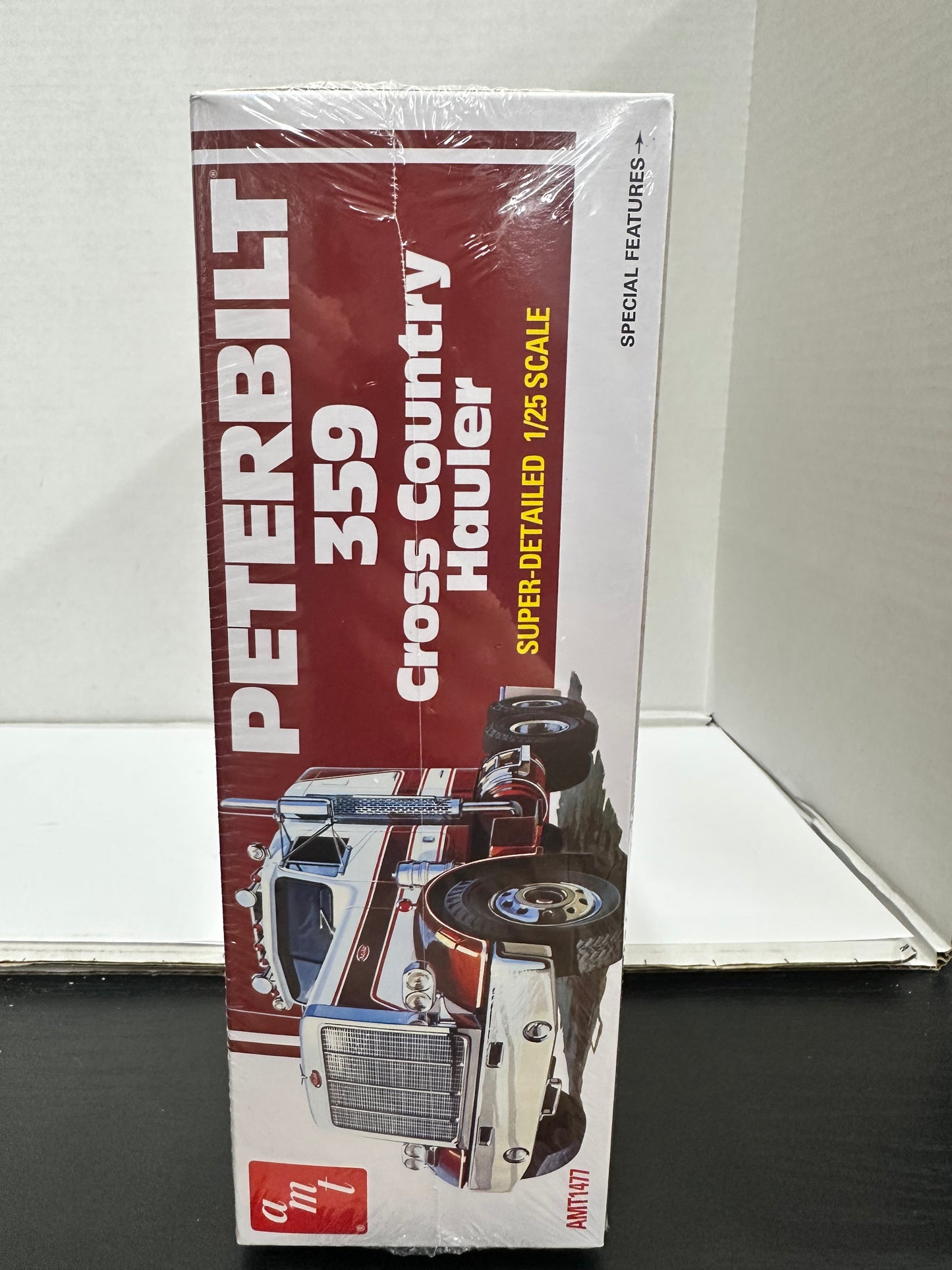 AMT #1477M 1/25 Scale Peterbilt 359 Cross Country Hauler Updated Kit 2025 Sealed